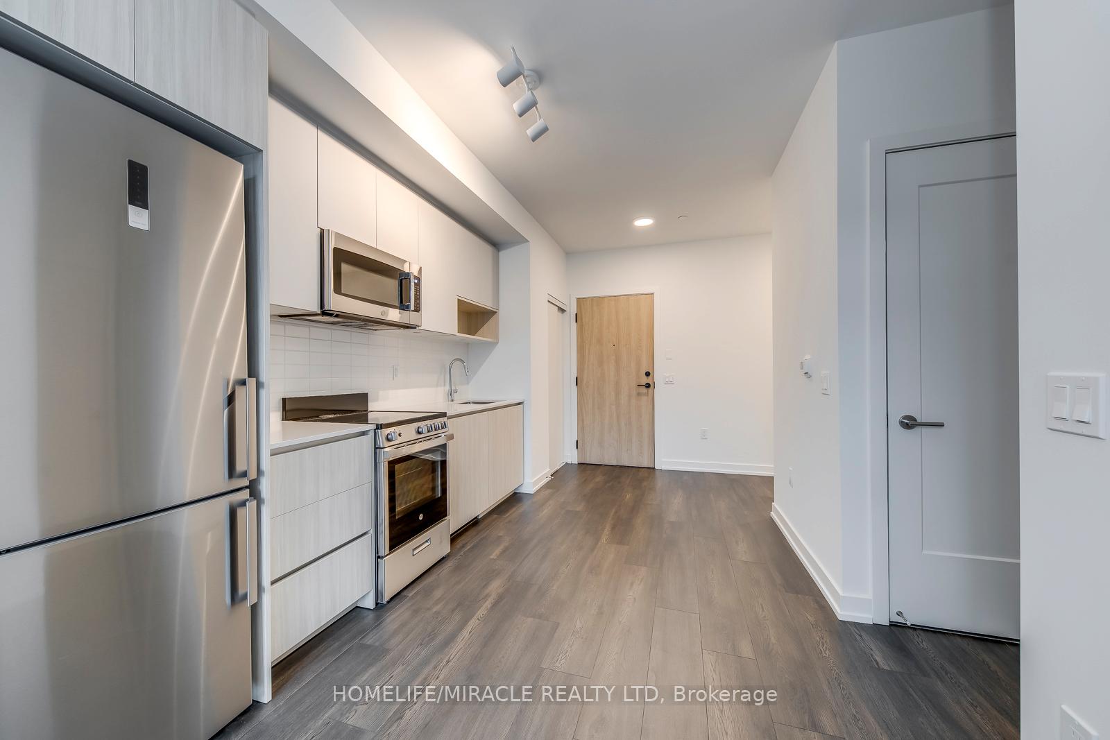 Photo 7 of Unit 109, 801 The Queensway, Etobicoke, Stonegate-Queensway — HOMEH