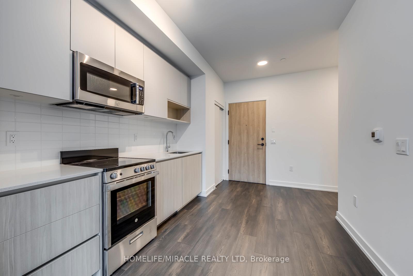 Photo 8 of Unit 109, 801 The Queensway, Etobicoke, Stonegate-Queensway — HOMEH