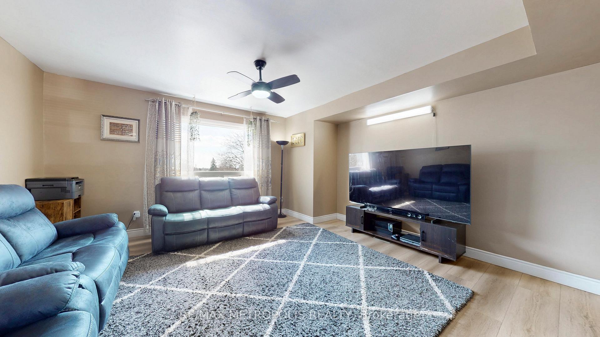 Photo 5 of Unit 19, 601 Galahad Drive, Oshawa, Eastdale — HOMEH