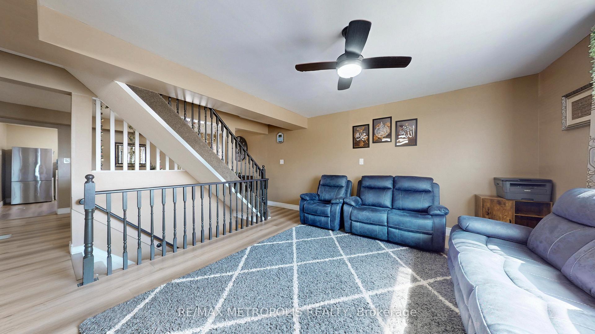 Photo 6 of Unit 19, 601 Galahad Drive, Oshawa, Eastdale — HOMEH