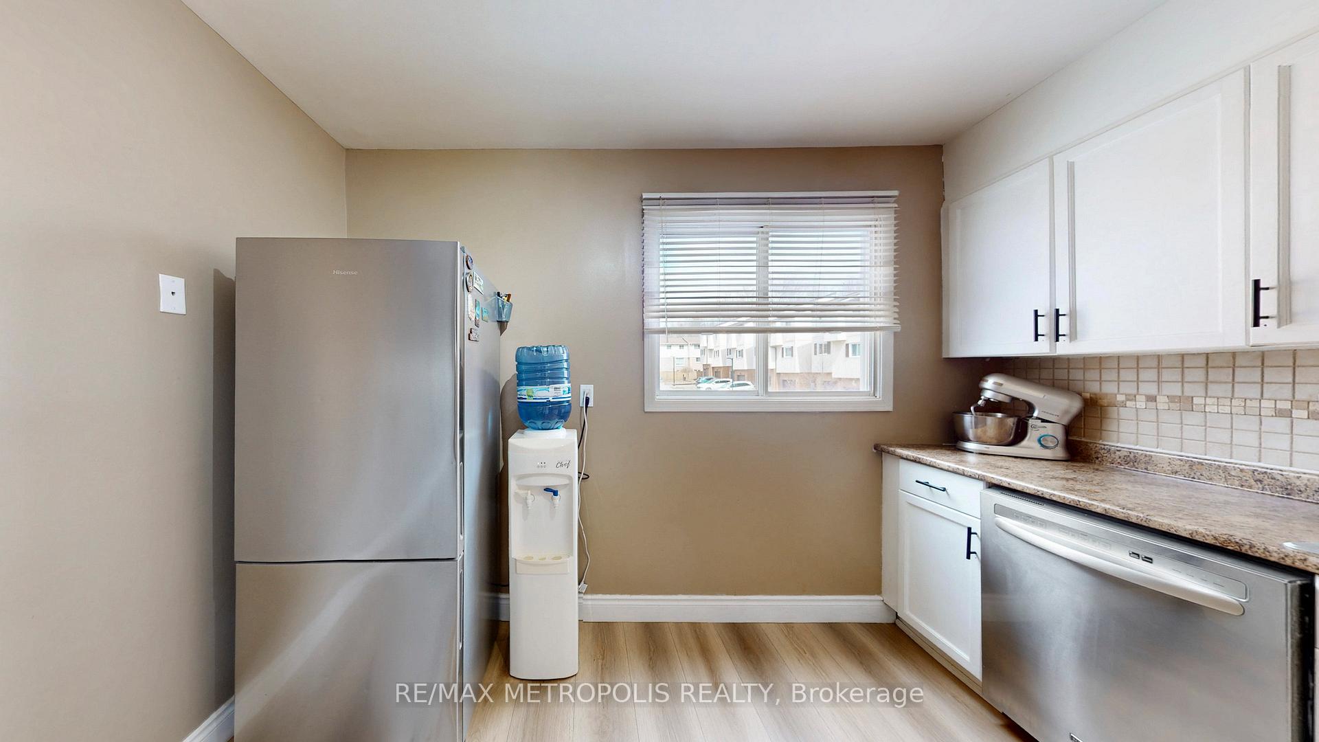 Photo 9 of Unit 19, 601 Galahad Drive, Oshawa, Eastdale — HOMEH
