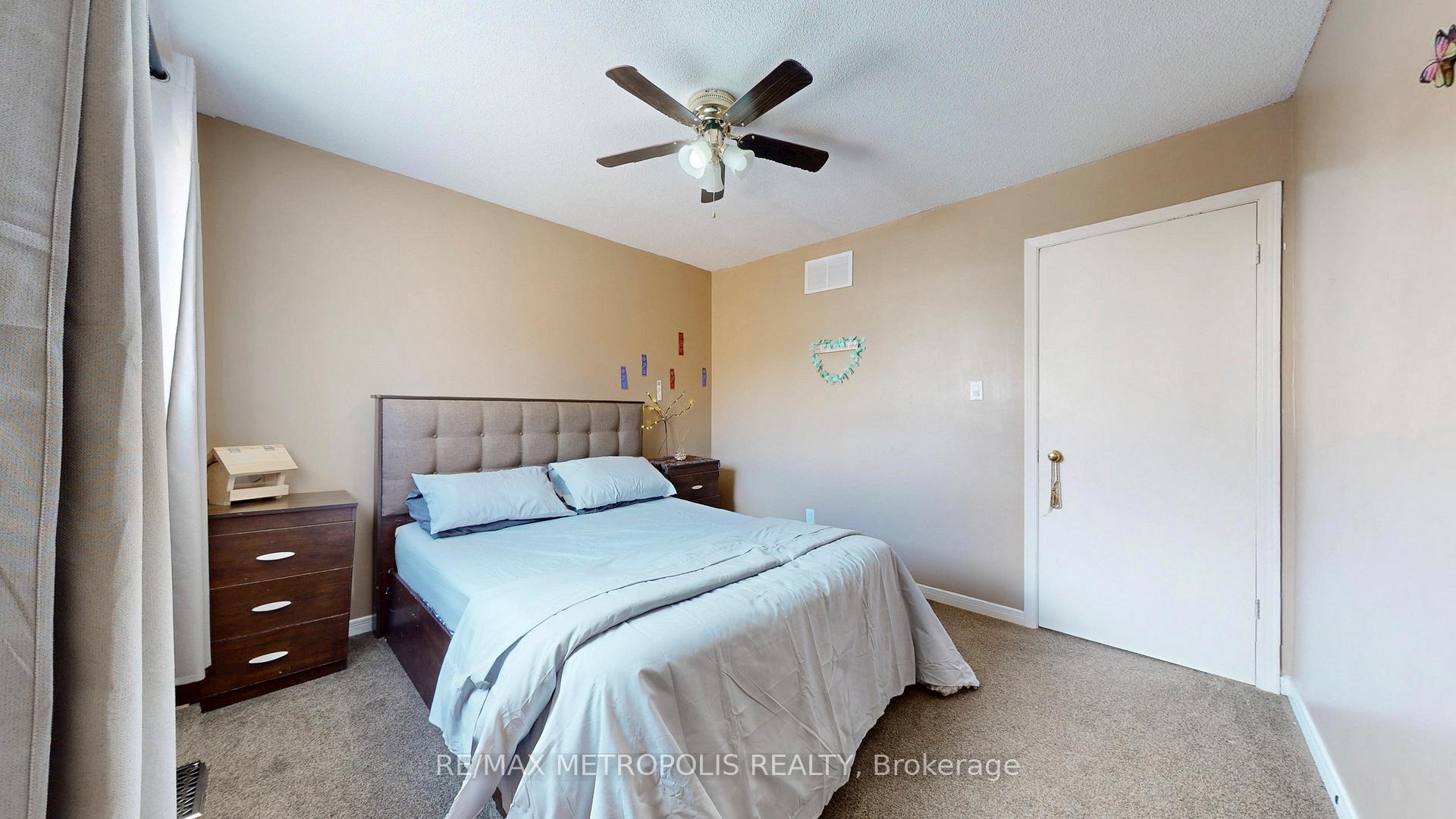Photo 25 of Unit 19, 601 Galahad Drive, Oshawa, Eastdale — HOMEH
