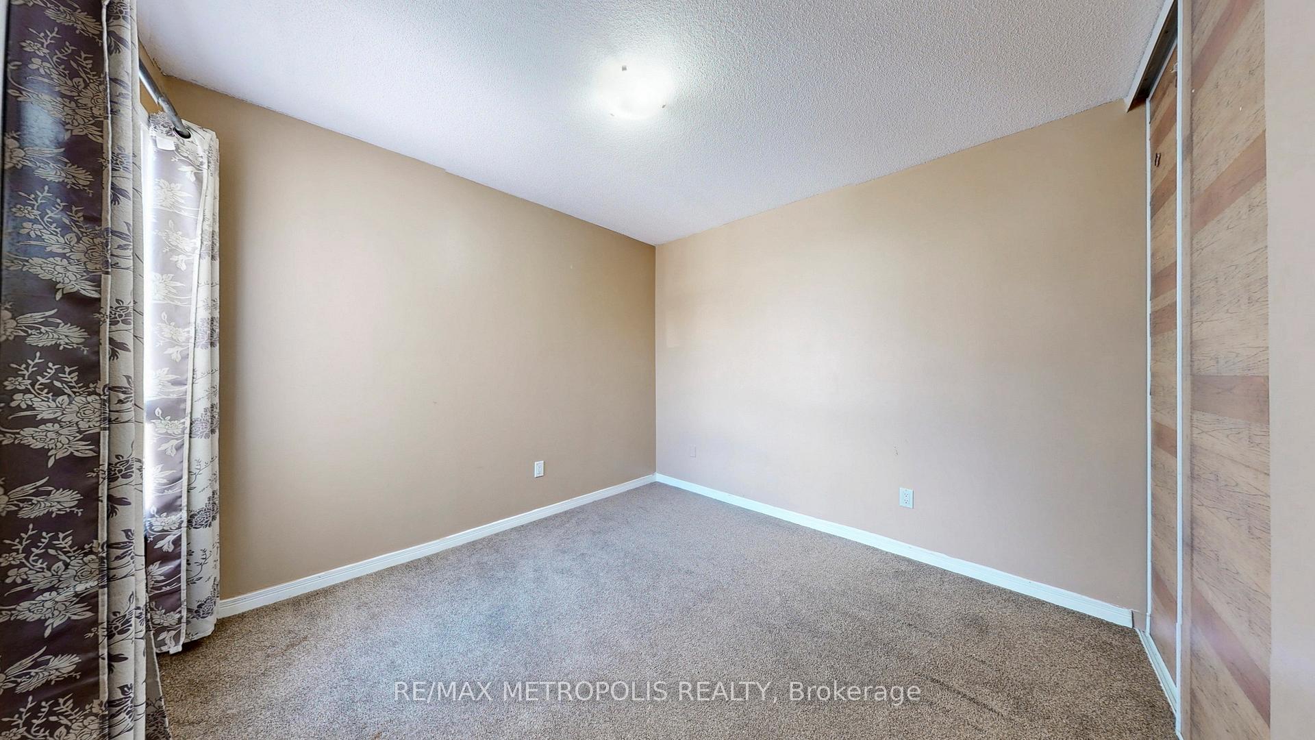 Photo 26 of Unit 19, 601 Galahad Drive, Oshawa, Eastdale — HOMEH