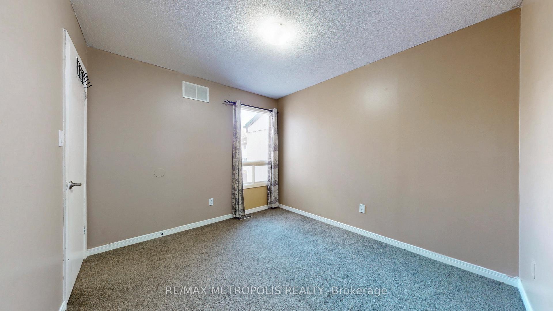 Photo 27 of Unit 19, 601 Galahad Drive, Oshawa, Eastdale — HOMEH
