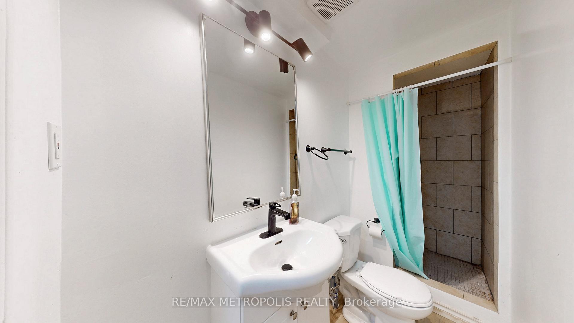 Photo 39 of Unit 19, 601 Galahad Drive, Oshawa, Eastdale — HOMEH