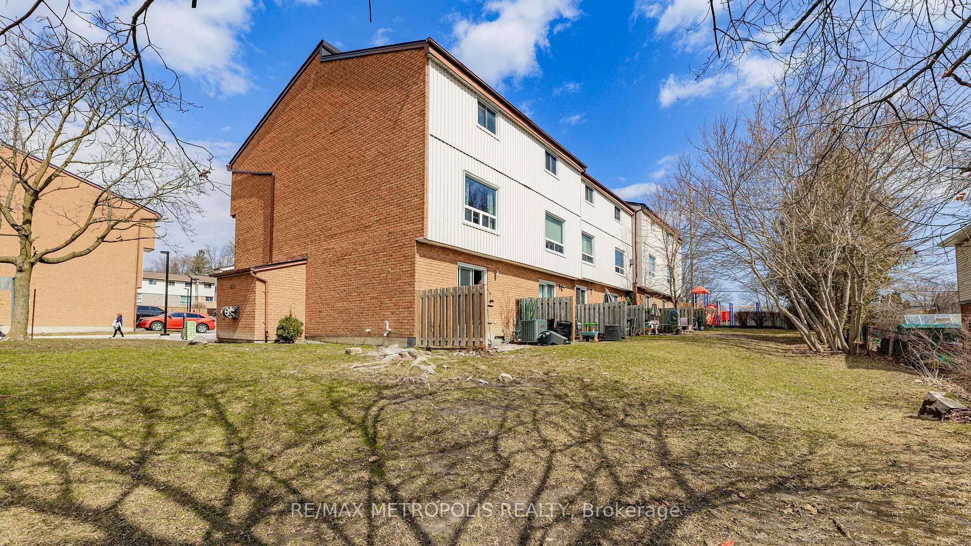 Photo 41 of Unit 19, 601 Galahad Drive, Oshawa, Eastdale — HOMEH