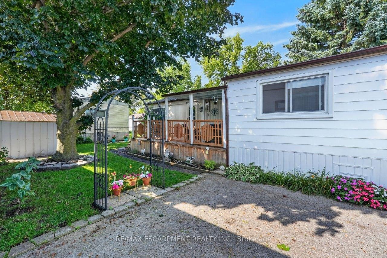 Photo 18 of 4586 Mary Lane, Lincoln, Beamsville — HOMEH