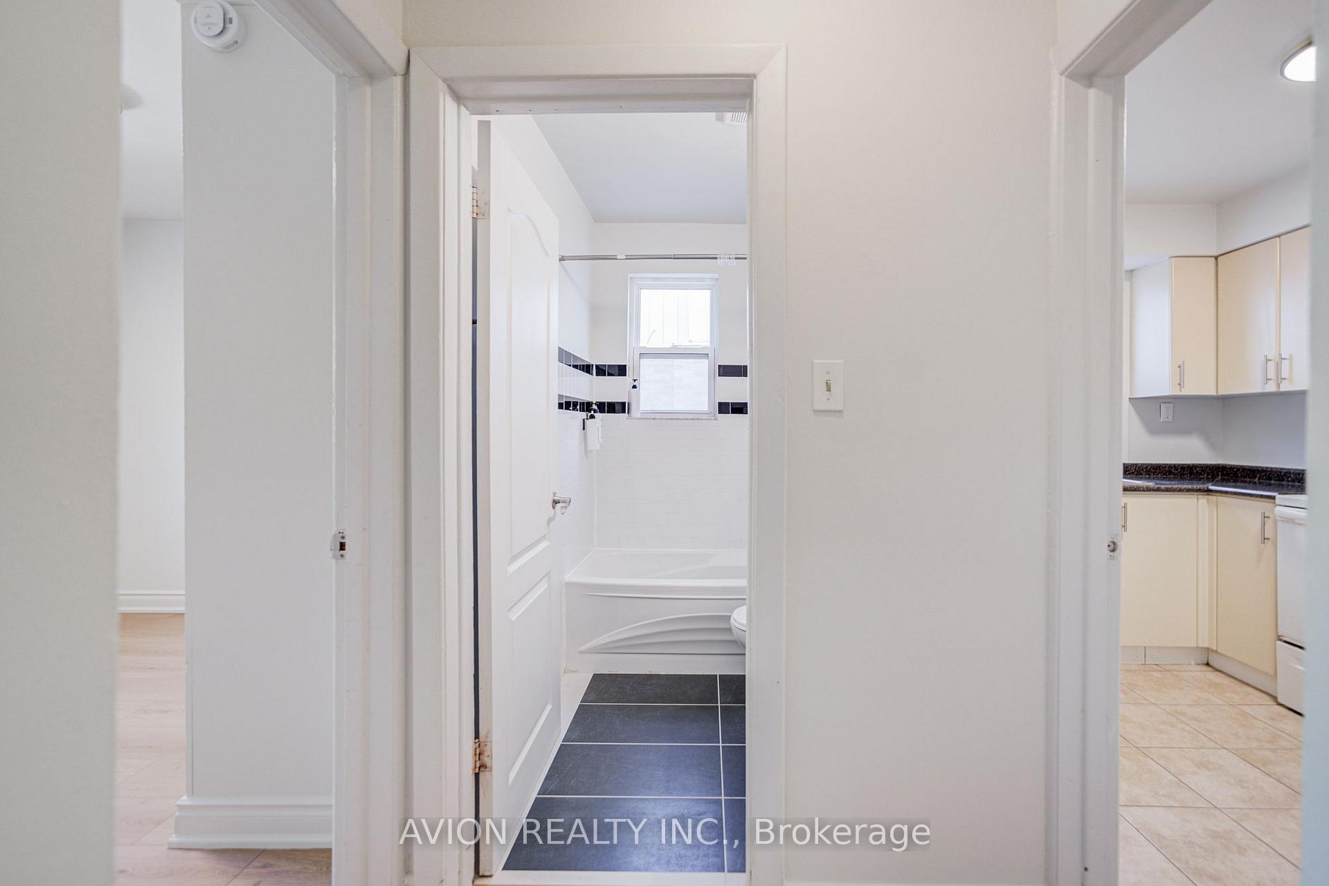 Photo 8 of Unit Unit 6, 882 Broadview Avenue, Toronto, Playter Estates-Danforth — HOMEH
