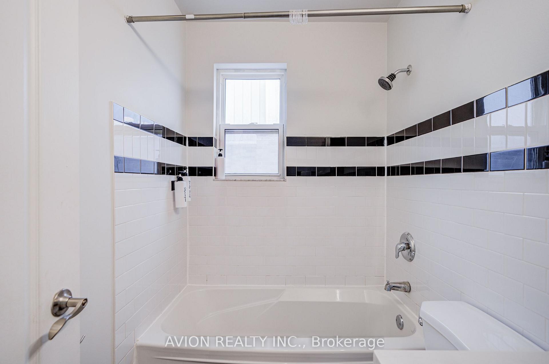 Photo 14 of Unit Unit 6, 882 Broadview Avenue, Toronto, Playter Estates-Danforth — HOMEH