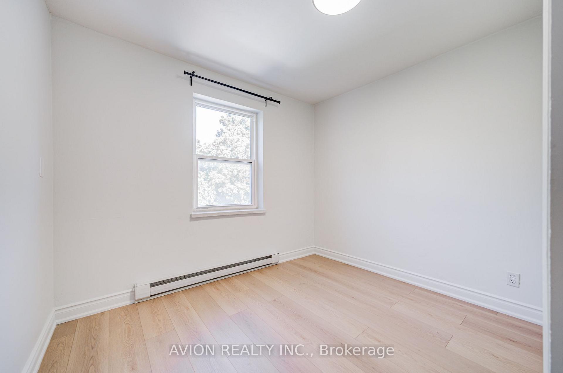 Photo 16 of Unit Unit 6, 882 Broadview Avenue, Toronto, Playter Estates-Danforth — HOMEH