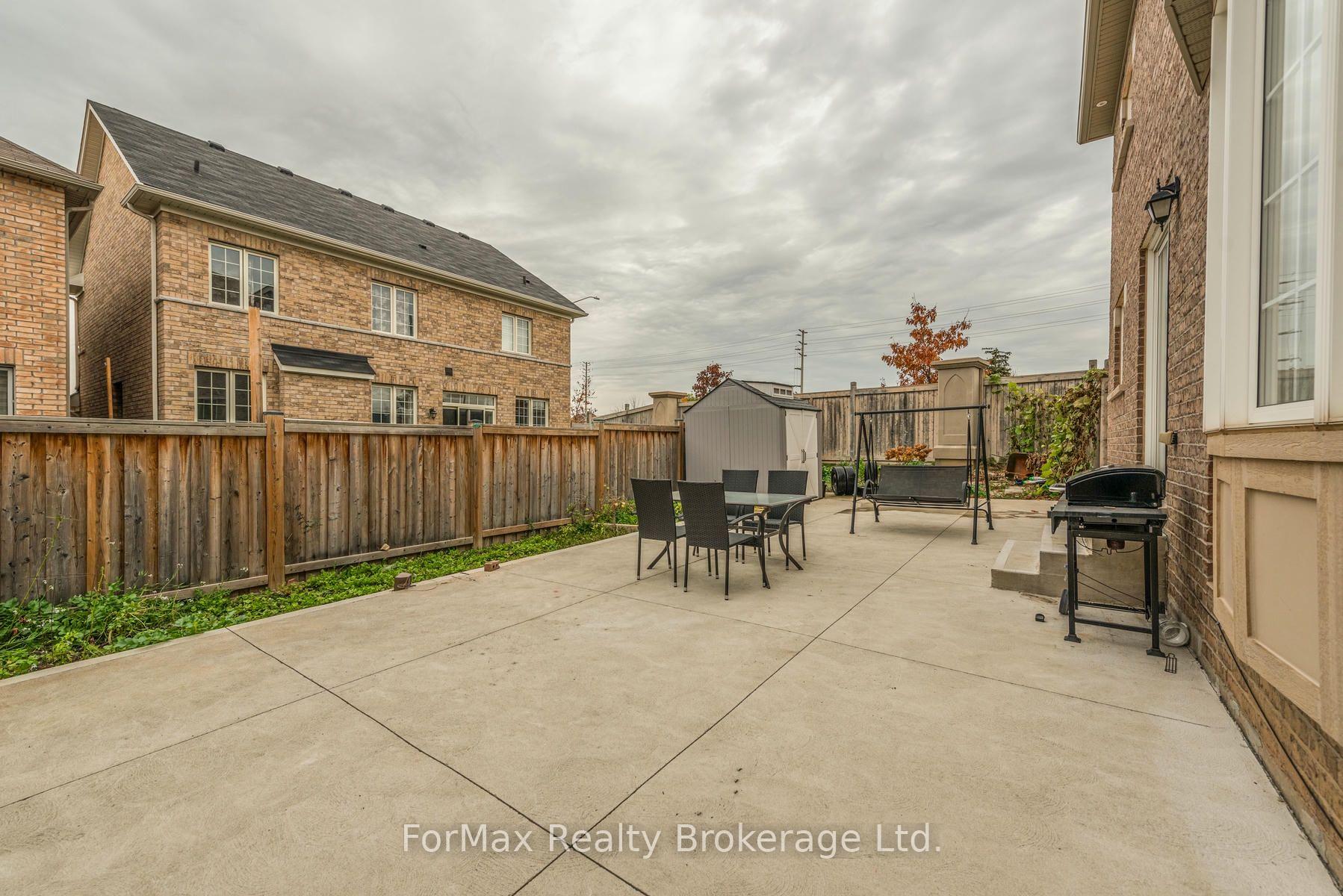 Photo 5 of 70 Zanetta Crescent, Brampton, Credit Valley — HOMEH
