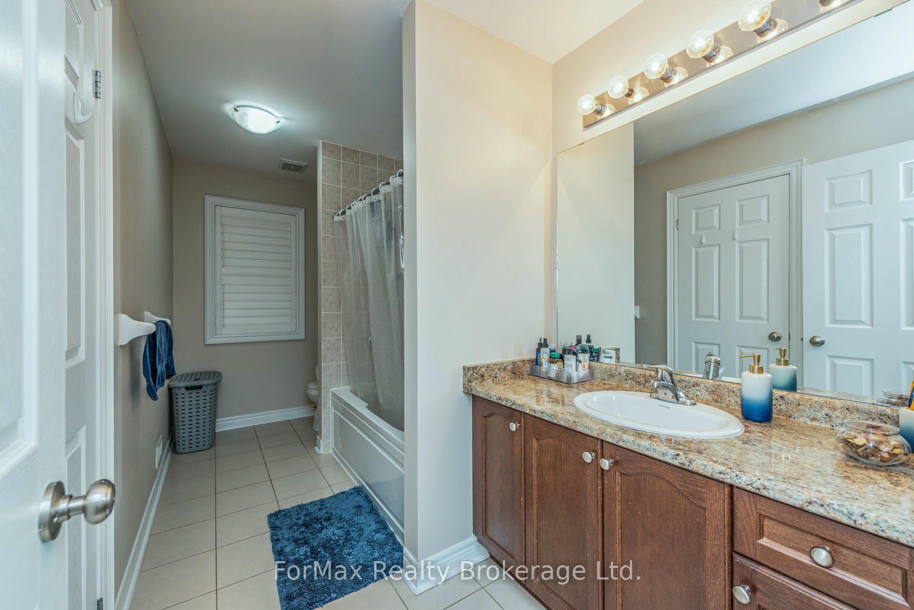 Photo 24 of 70 Zanetta Crescent, Brampton, Credit Valley — HOMEH
