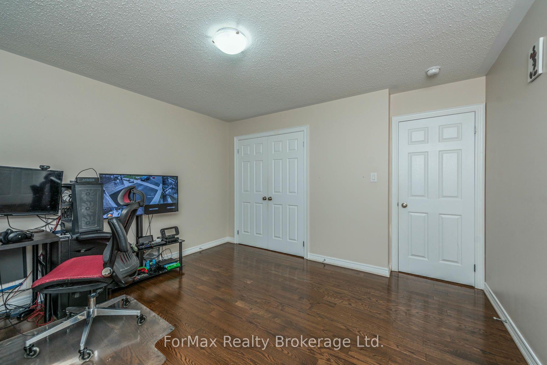 Photo 27 of 70 Zanetta Crescent, Brampton, Credit Valley — HOMEH