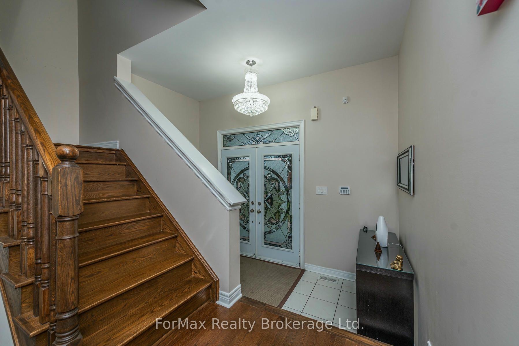 Photo 50 of 70 Zanetta Crescent, Brampton, Credit Valley — HOMEH