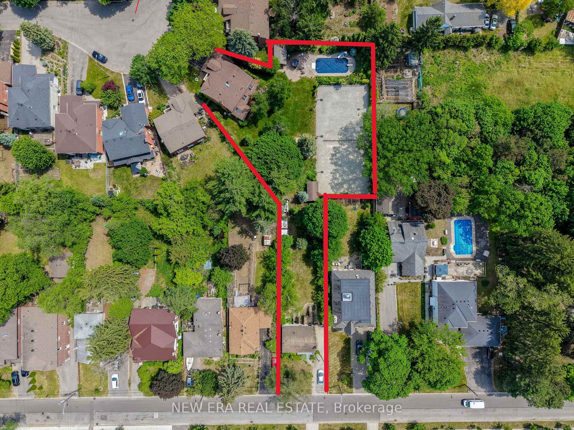 Photo 2 of 37 Glenthorne Drive, Scarborough, Highland Creek — HOMEH