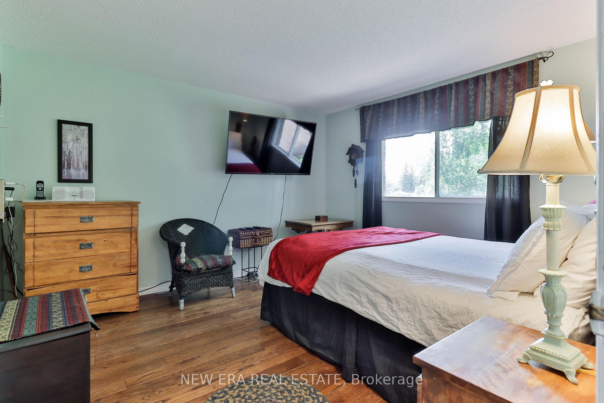 Photo 20 of 37 Glenthorne Drive, Scarborough, Highland Creek — HOMEH