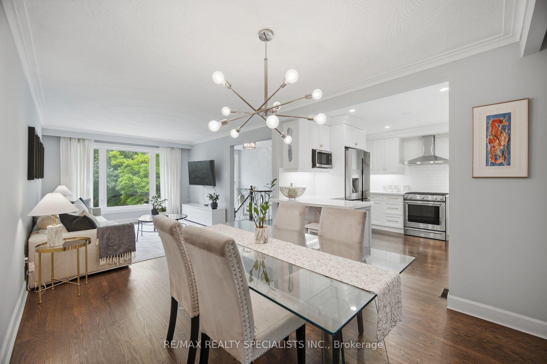 Photo 7 of 89 Alhart Drive, Etobicoke, Thistletown-Beaumonde Heights — HOMEH