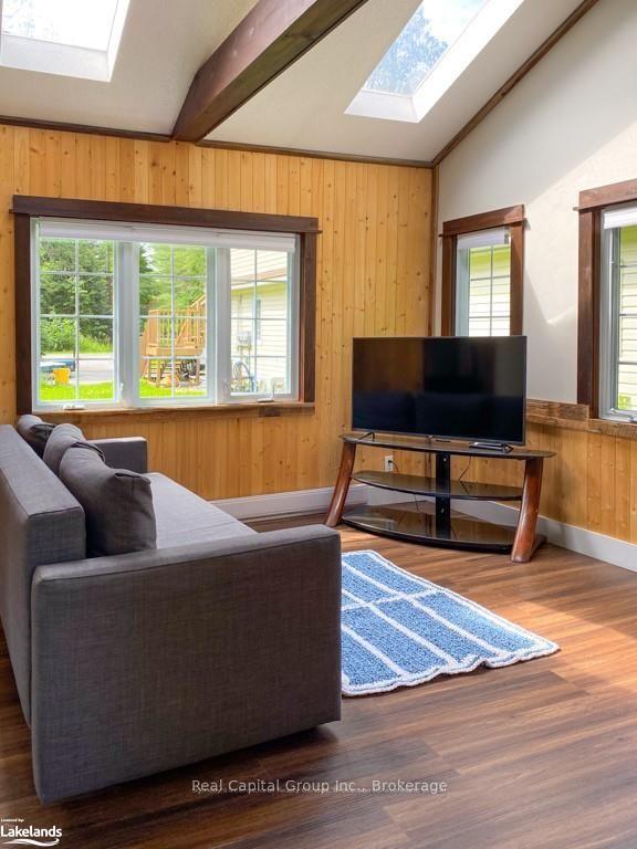 Photo 2 of Unit 2, 1502 Canning Road, Gravenhurst, Morrison — HOMEH