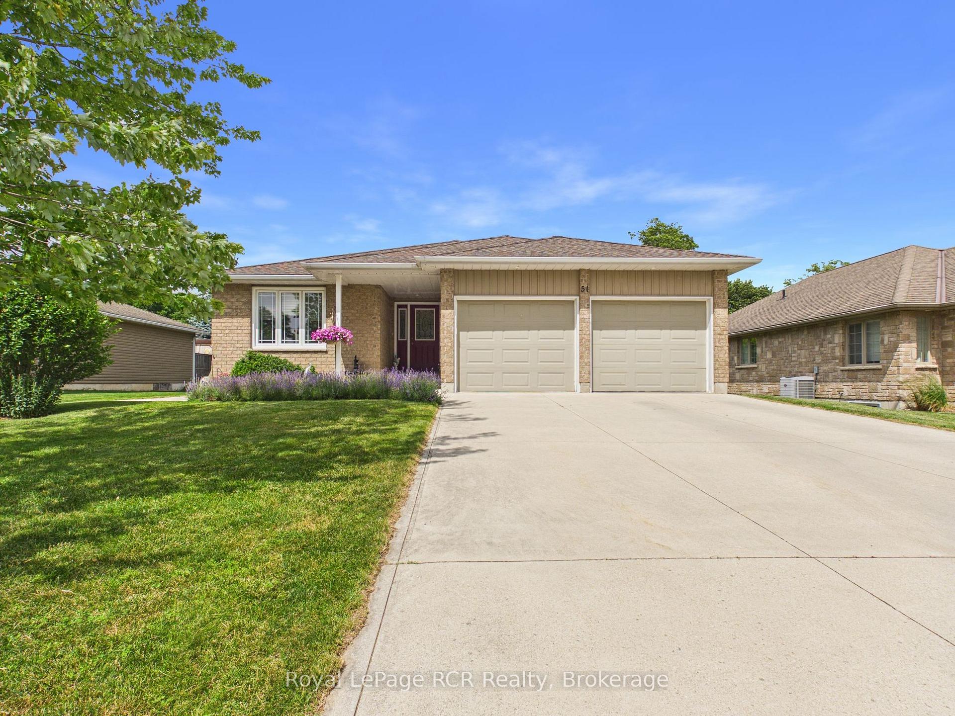 Photo 2 of 51 Alfred Street, North Huron, Wingham — HOMEH