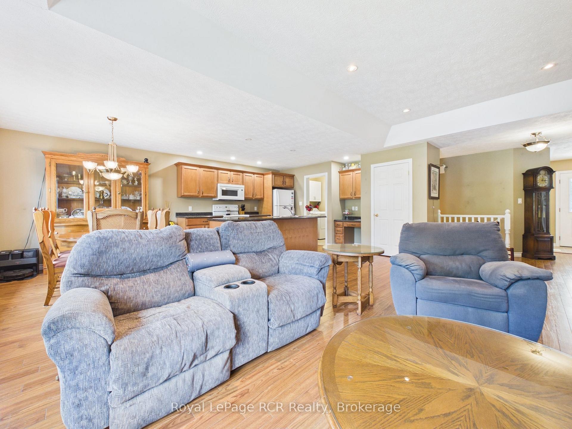 Photo 7 of 51 Alfred Street, North Huron, Wingham — HOMEH