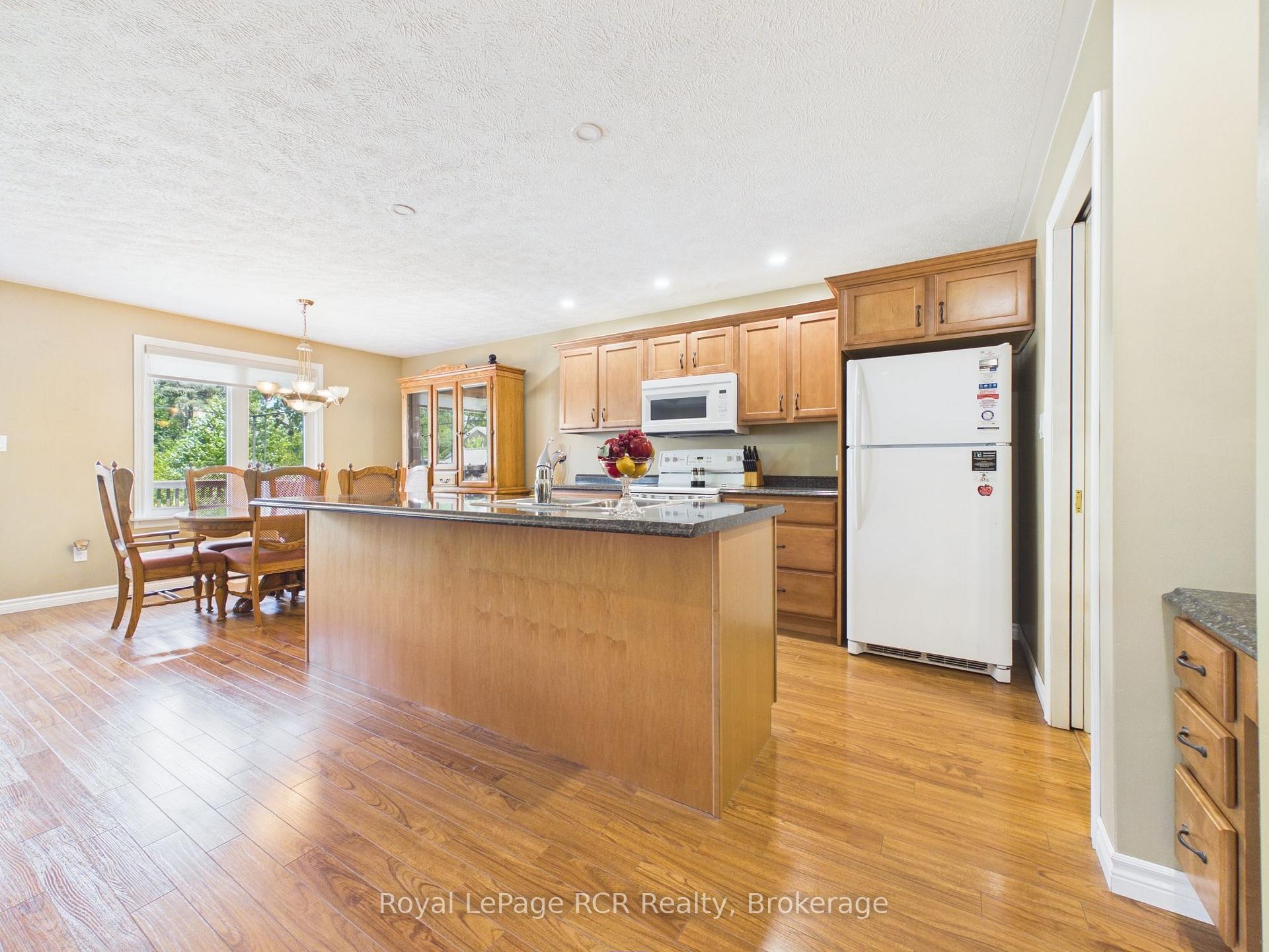 Photo 8 of 51 Alfred Street, North Huron, Wingham — HOMEH