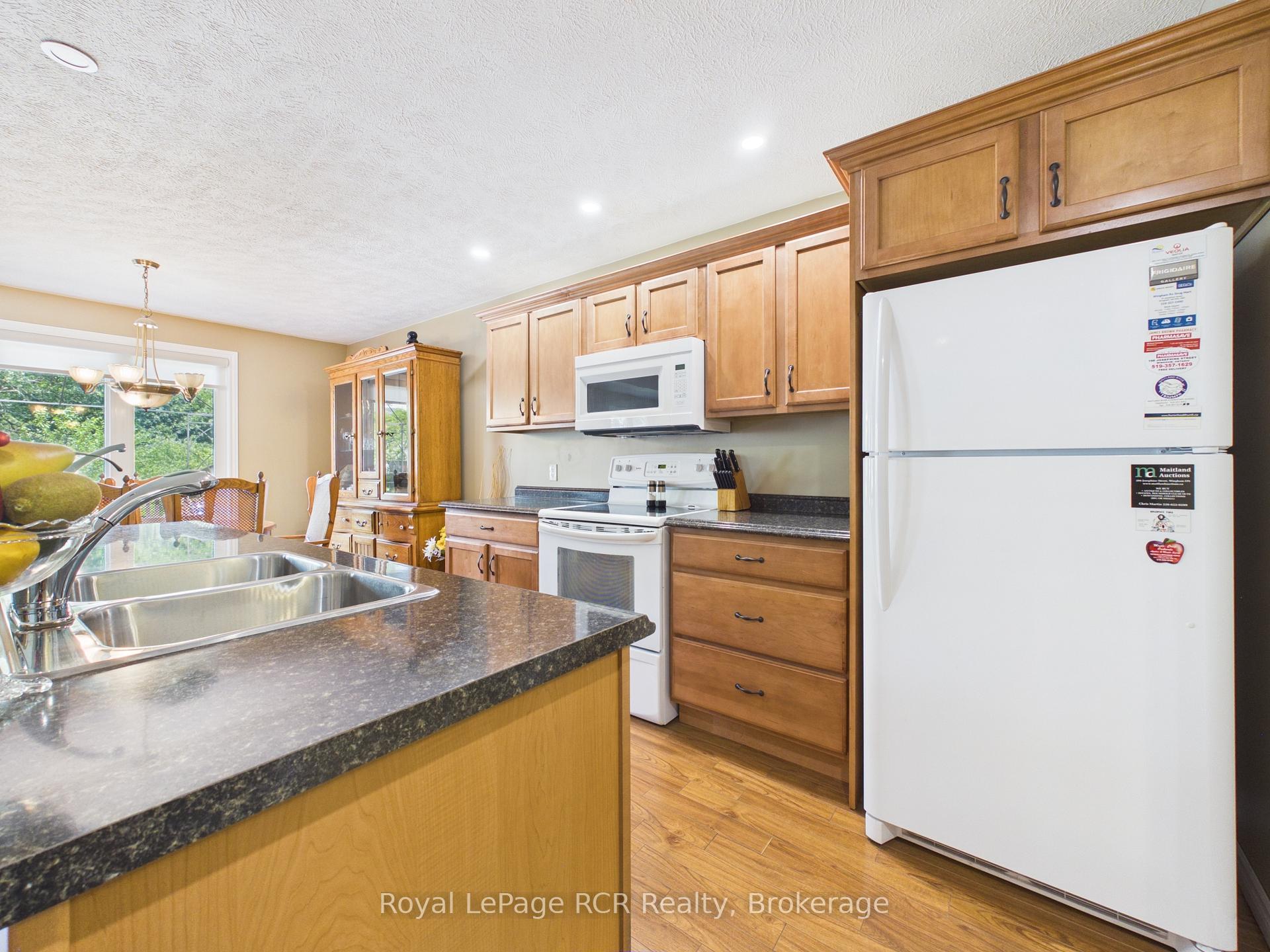 Photo 9 of 51 Alfred Street, North Huron, Wingham — HOMEH