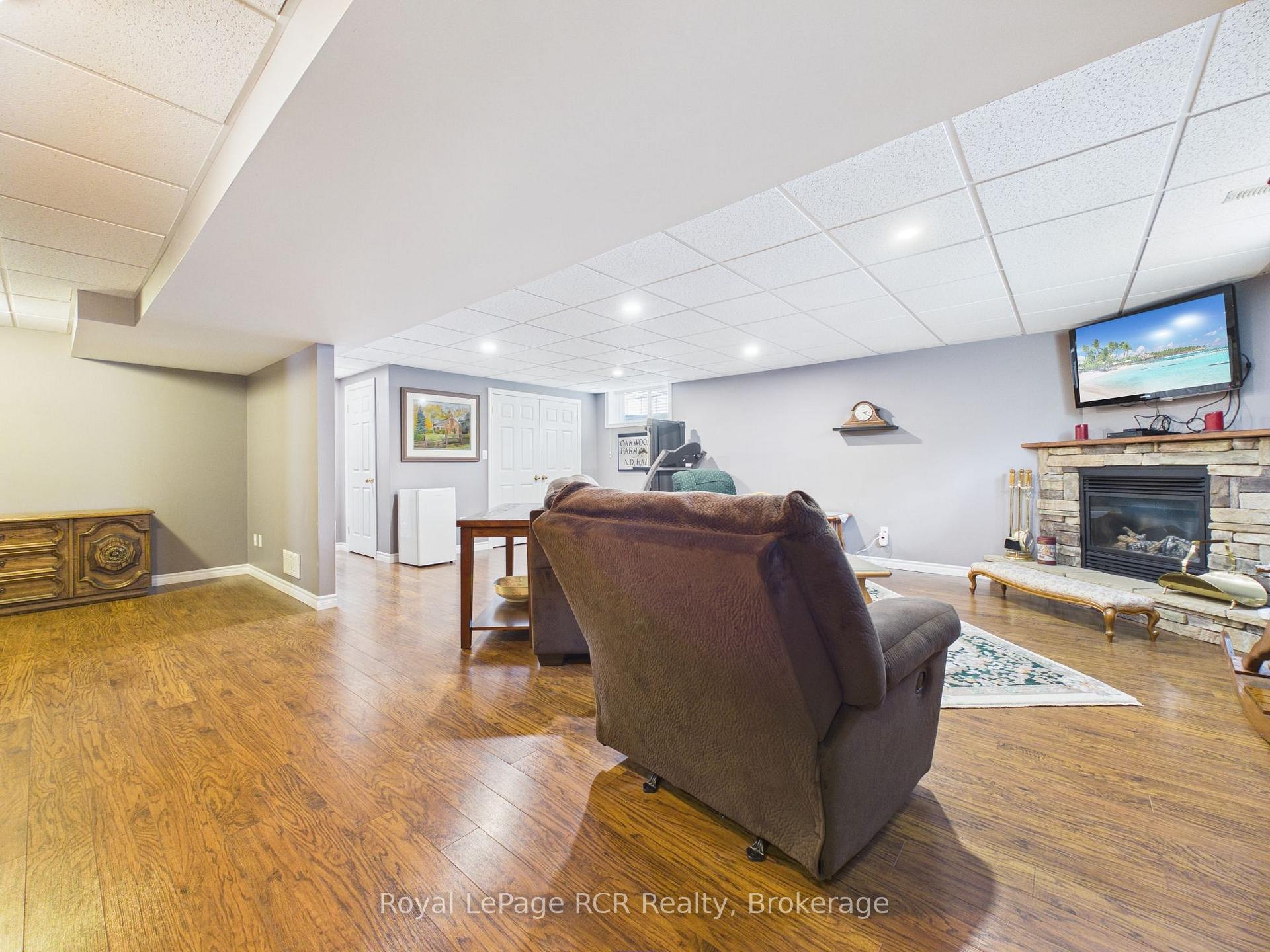 Photo 25 of 51 Alfred Street, North Huron, Wingham — HOMEH
