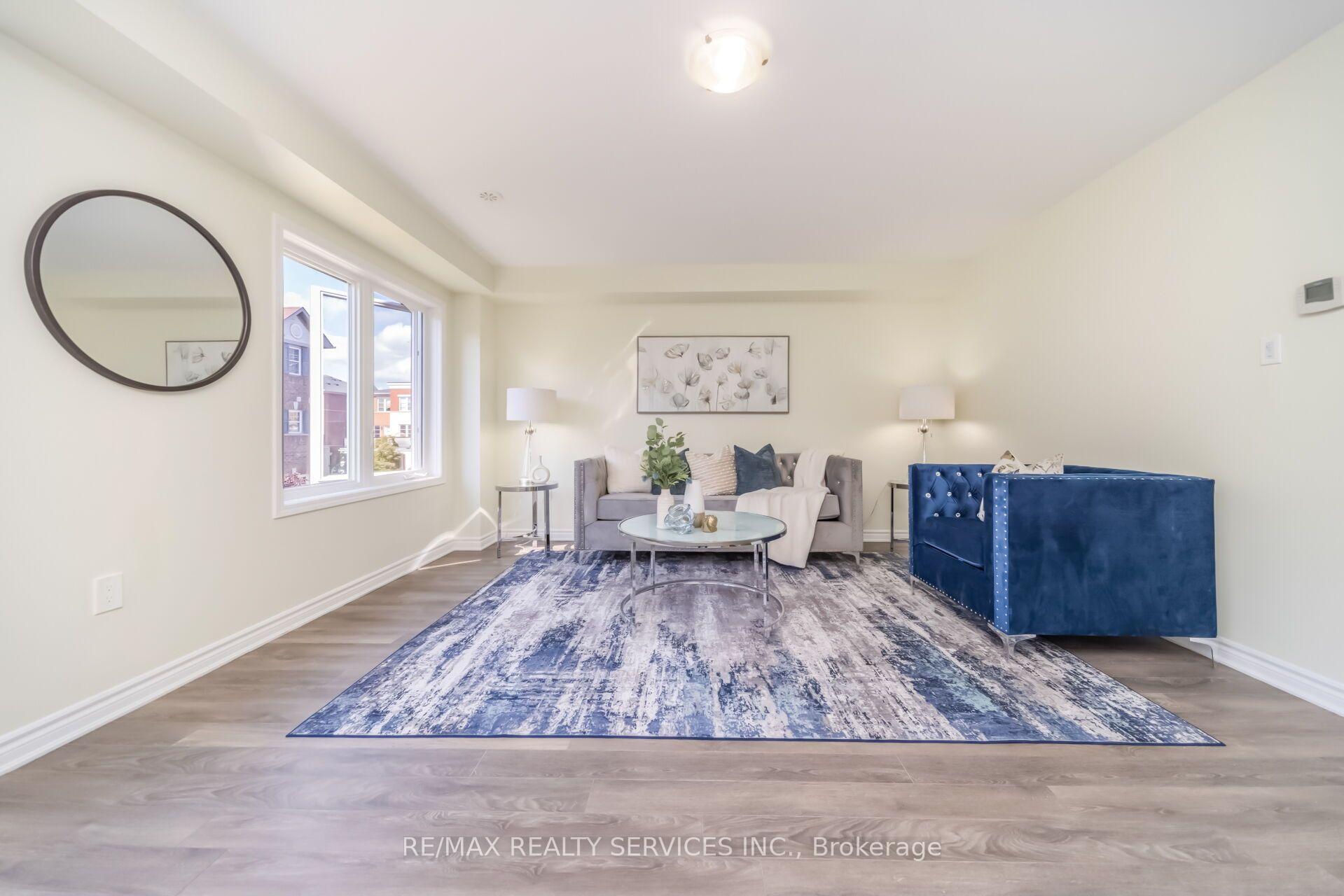 Photo 21 of 39 Baycliffe Crescent, Brampton, Northwest Brampton — HOMEH