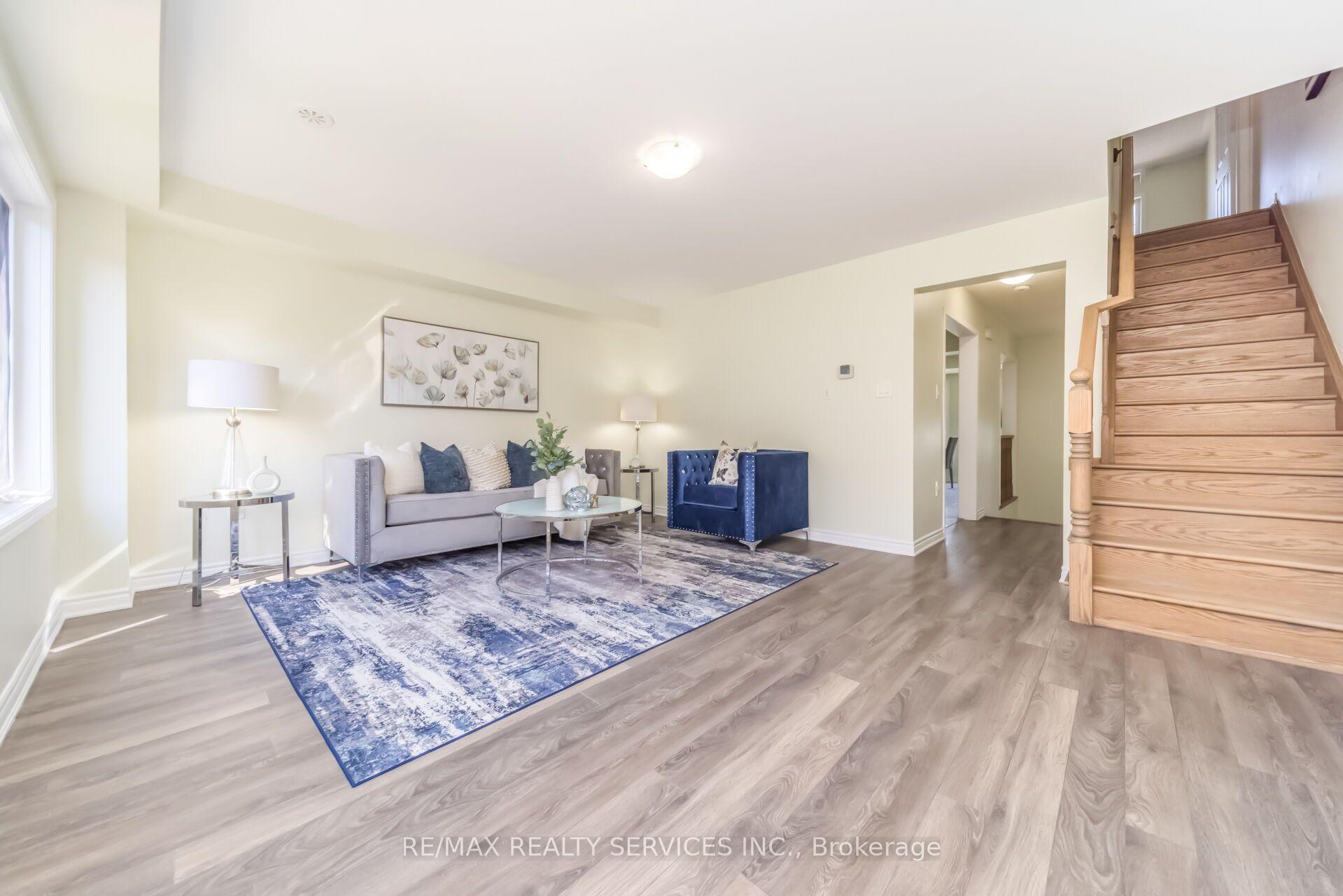 Photo 23 of 39 Baycliffe Crescent, Brampton, Northwest Brampton — HOMEH