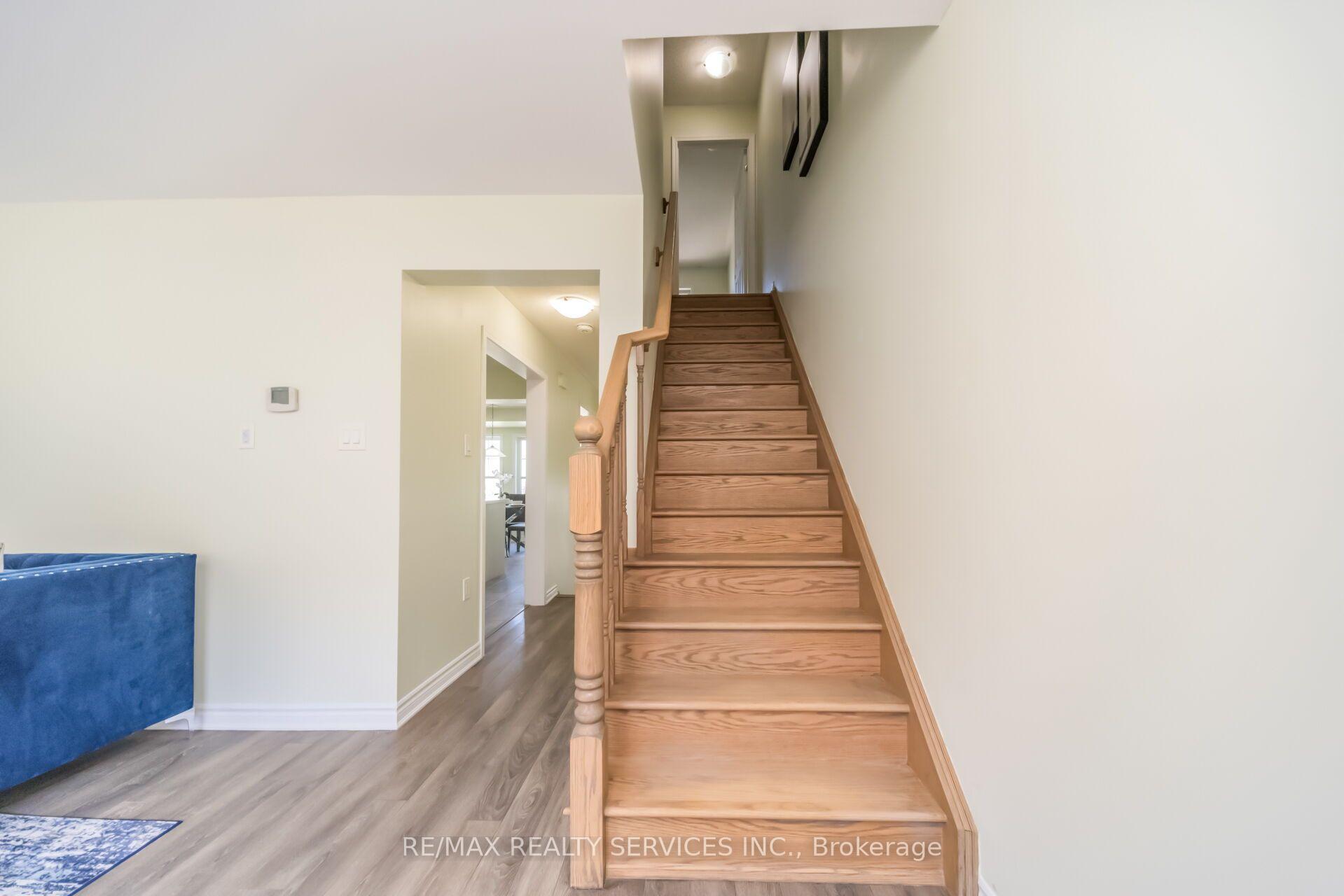 Photo 26 of 39 Baycliffe Crescent, Brampton, Northwest Brampton — HOMEH