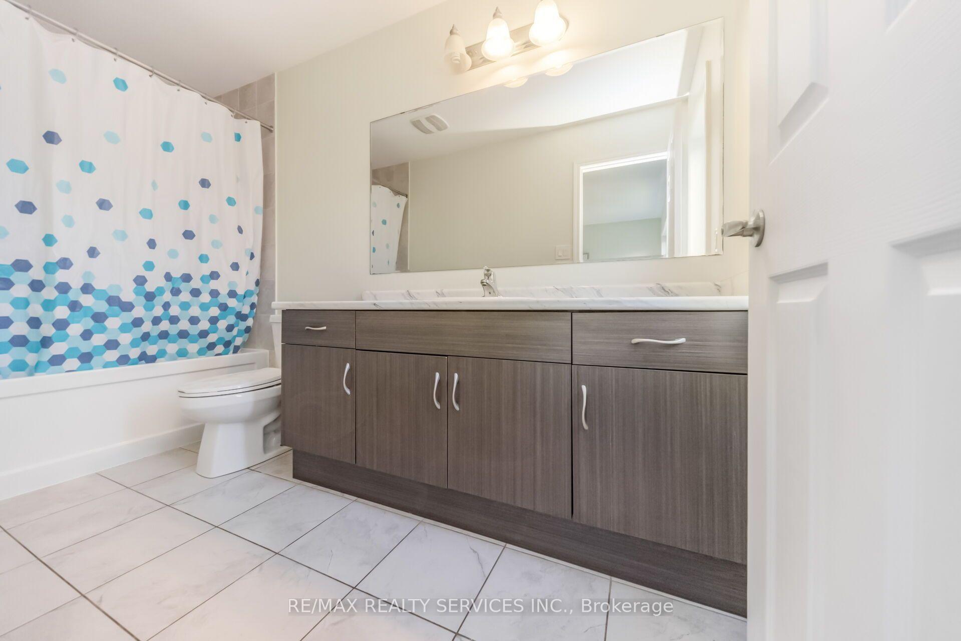 Photo 39 of 39 Baycliffe Crescent, Brampton, Northwest Brampton — HOMEH