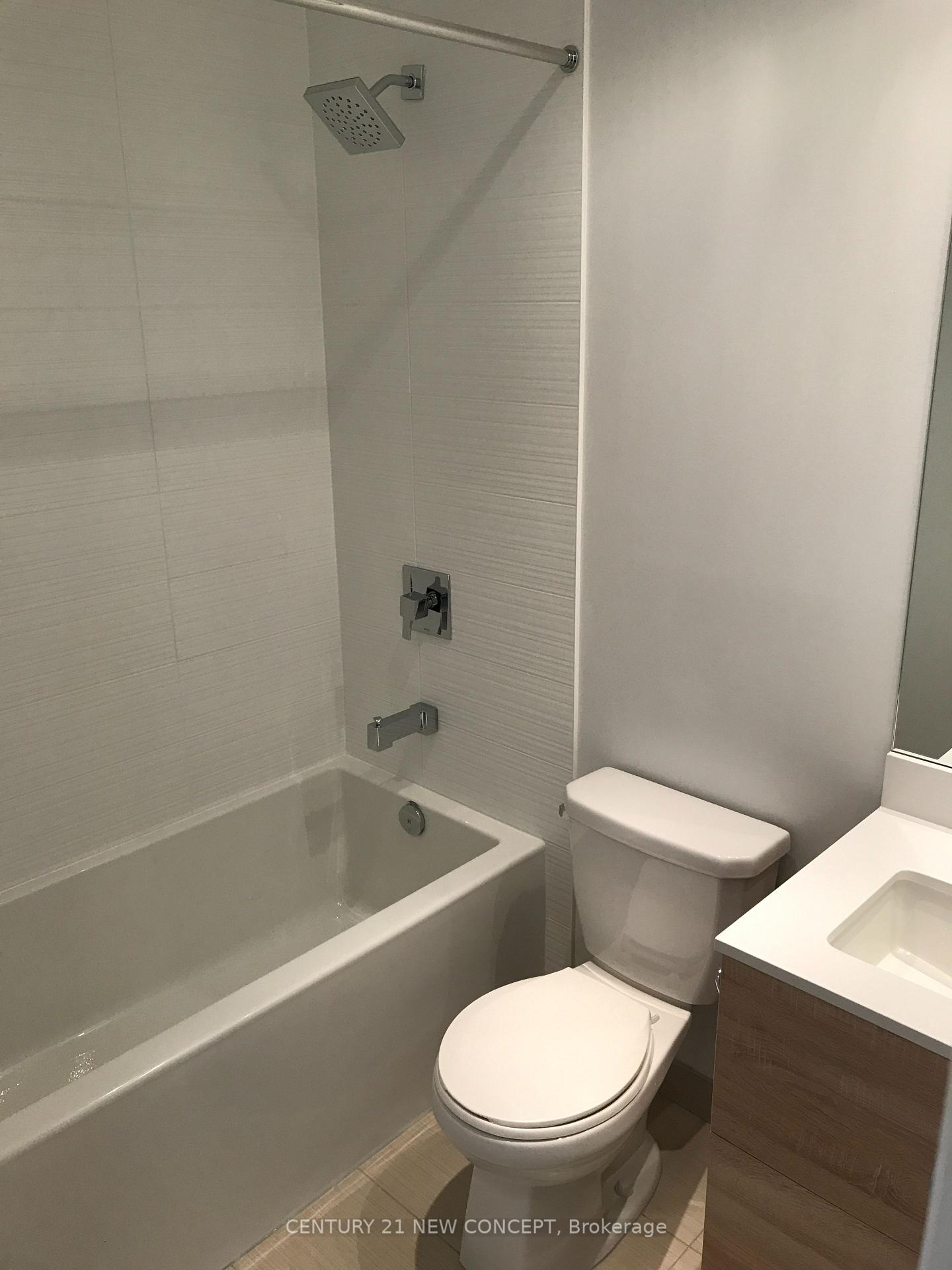 Photo 5 of Unit 823, 525 Adelaide Street W, Toronto, Waterfront Communities — HOMEH