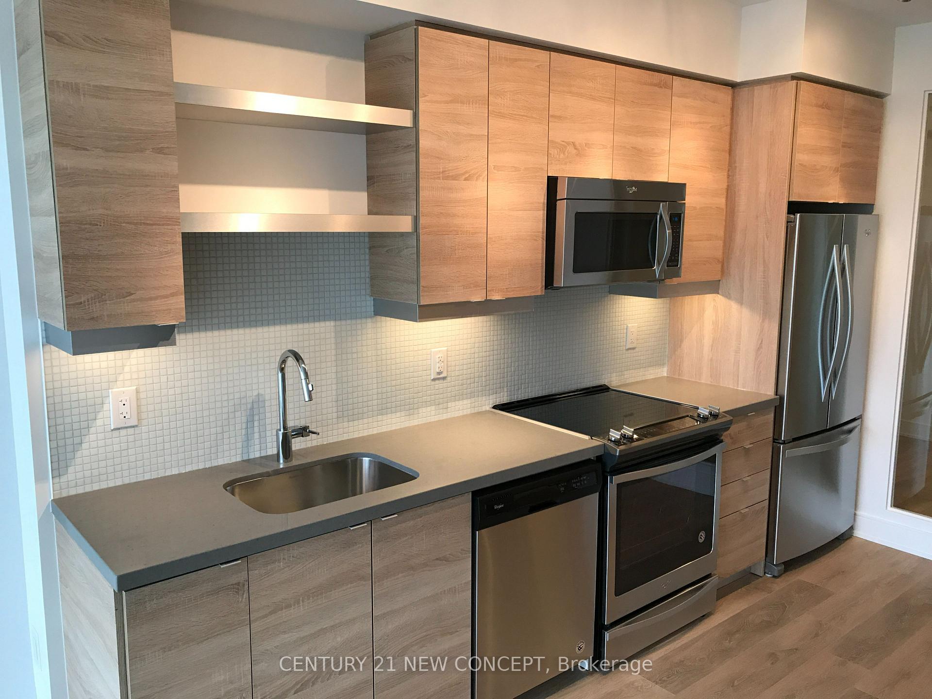 Photo 9 of Unit 823, 525 Adelaide Street W, Toronto, Waterfront Communities — HOMEH
