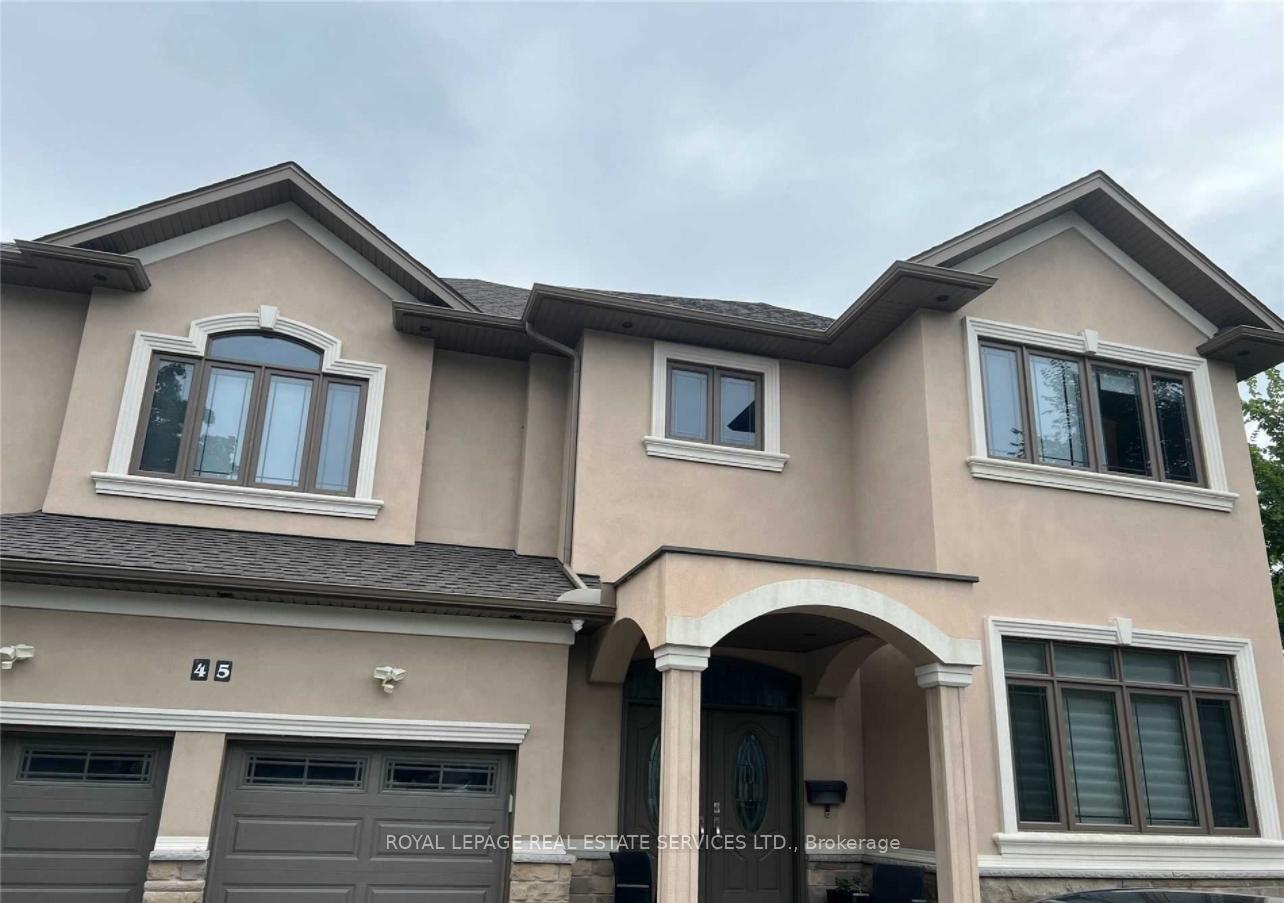 Photo of Unit Lower, 45 Ontario Court S