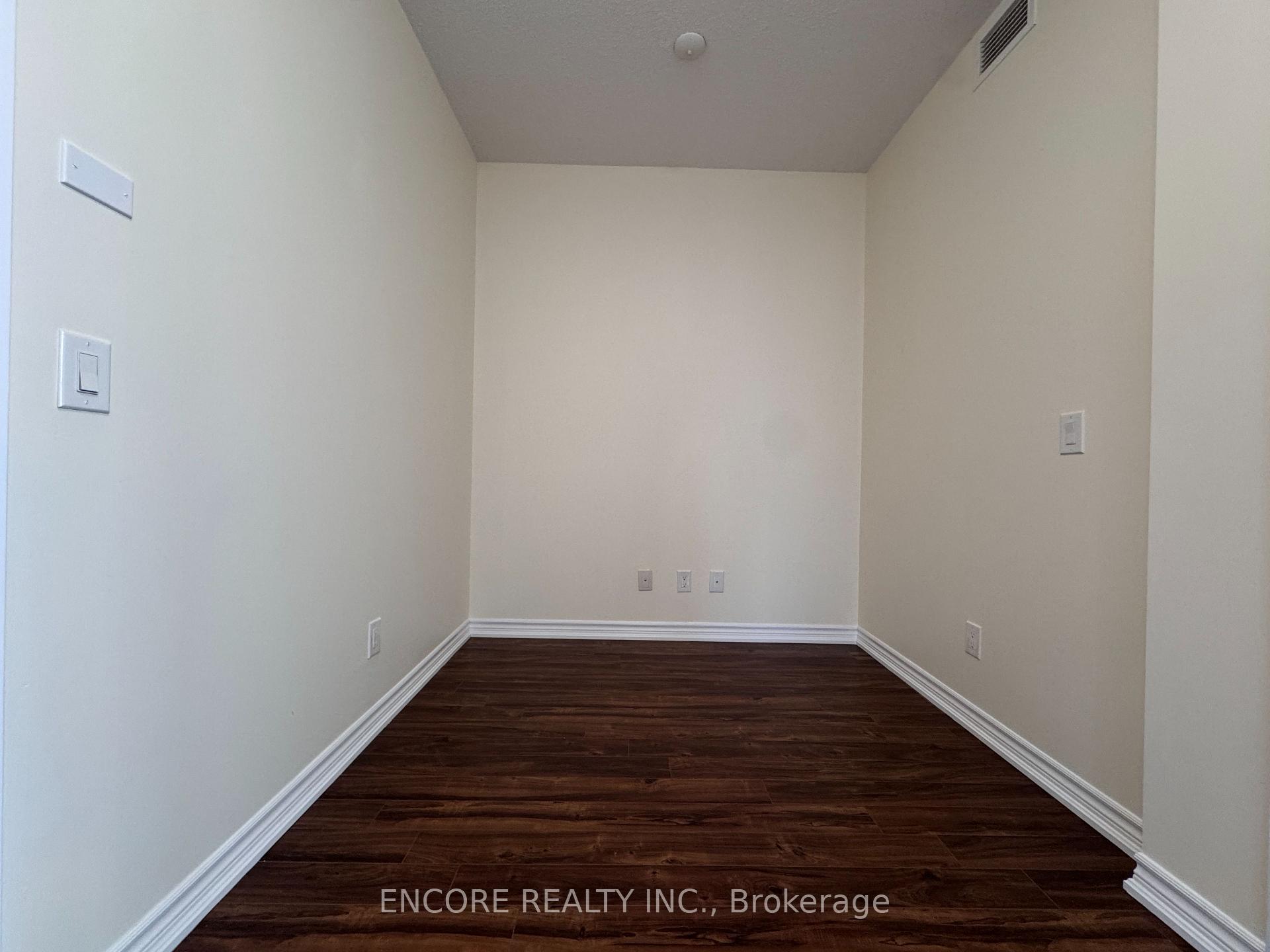 Photo 7 of Unit 1116, 8323 Kennedy Road, Markham, Village Green-South Unionville — HOMEH