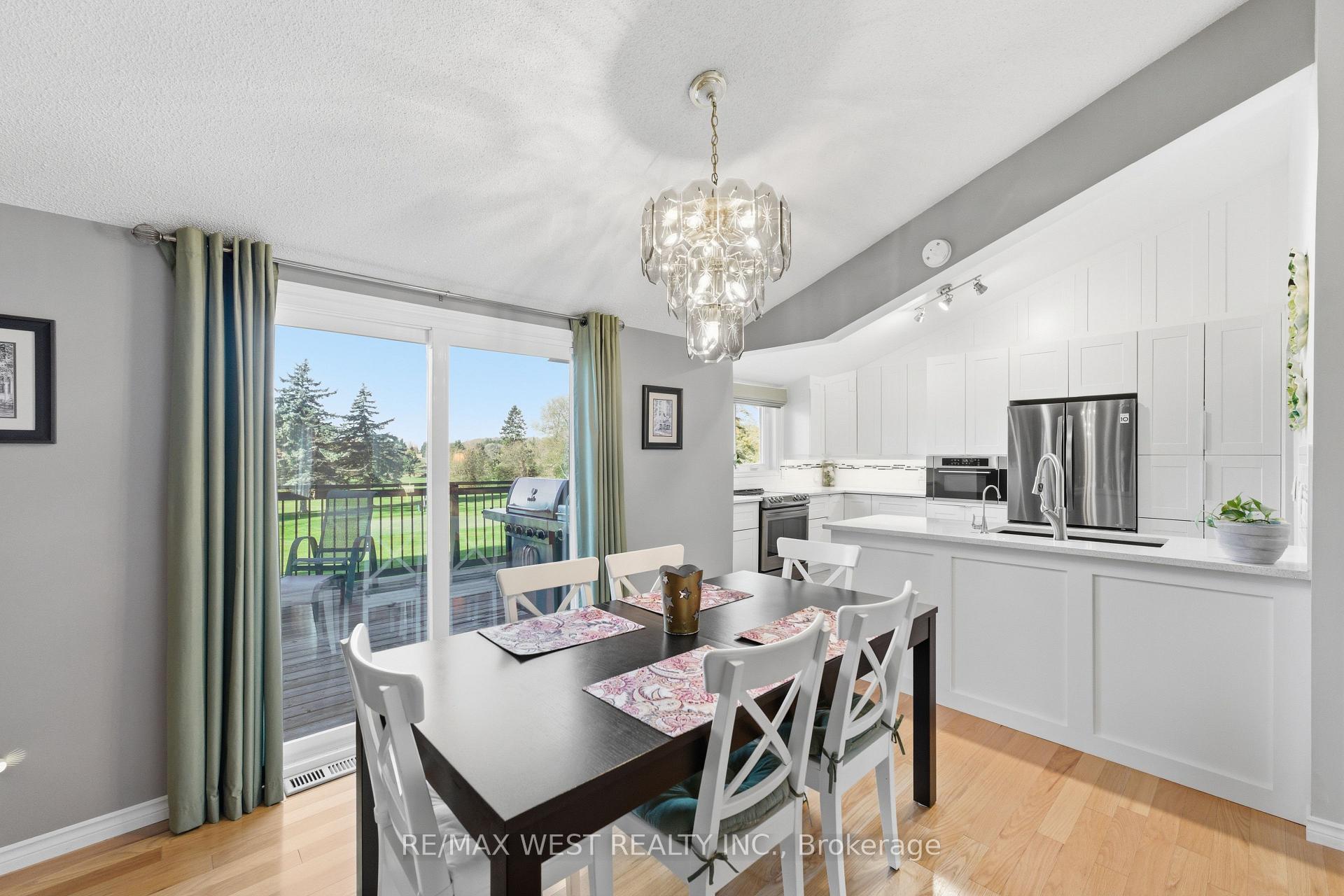 Photo 5 of 2776 Dalewood Court, Hamilton Township, Rural Hamilton — HOMEH