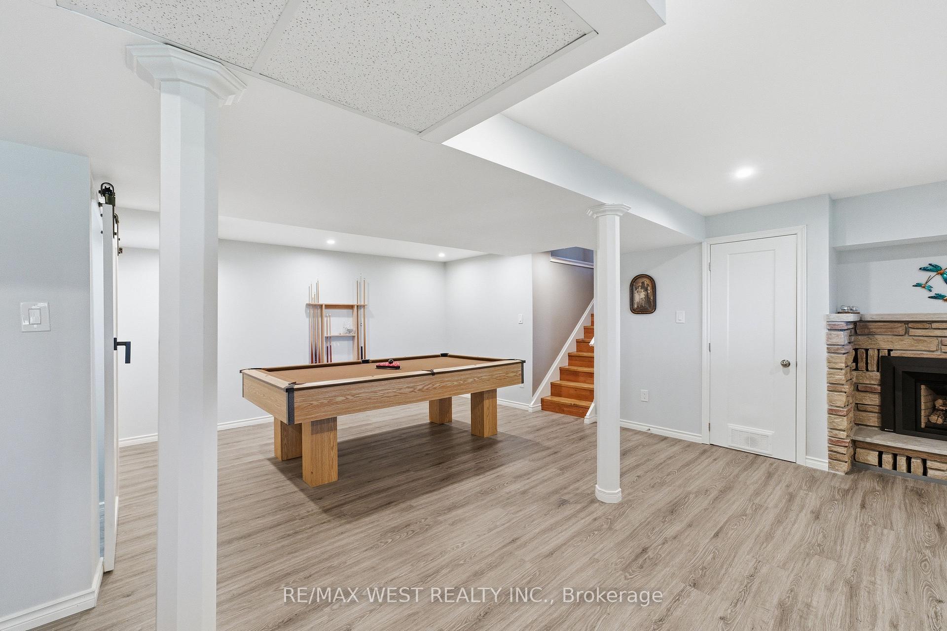 Photo 10 of 2776 Dalewood Court, Hamilton Township, Rural Hamilton — HOMEH