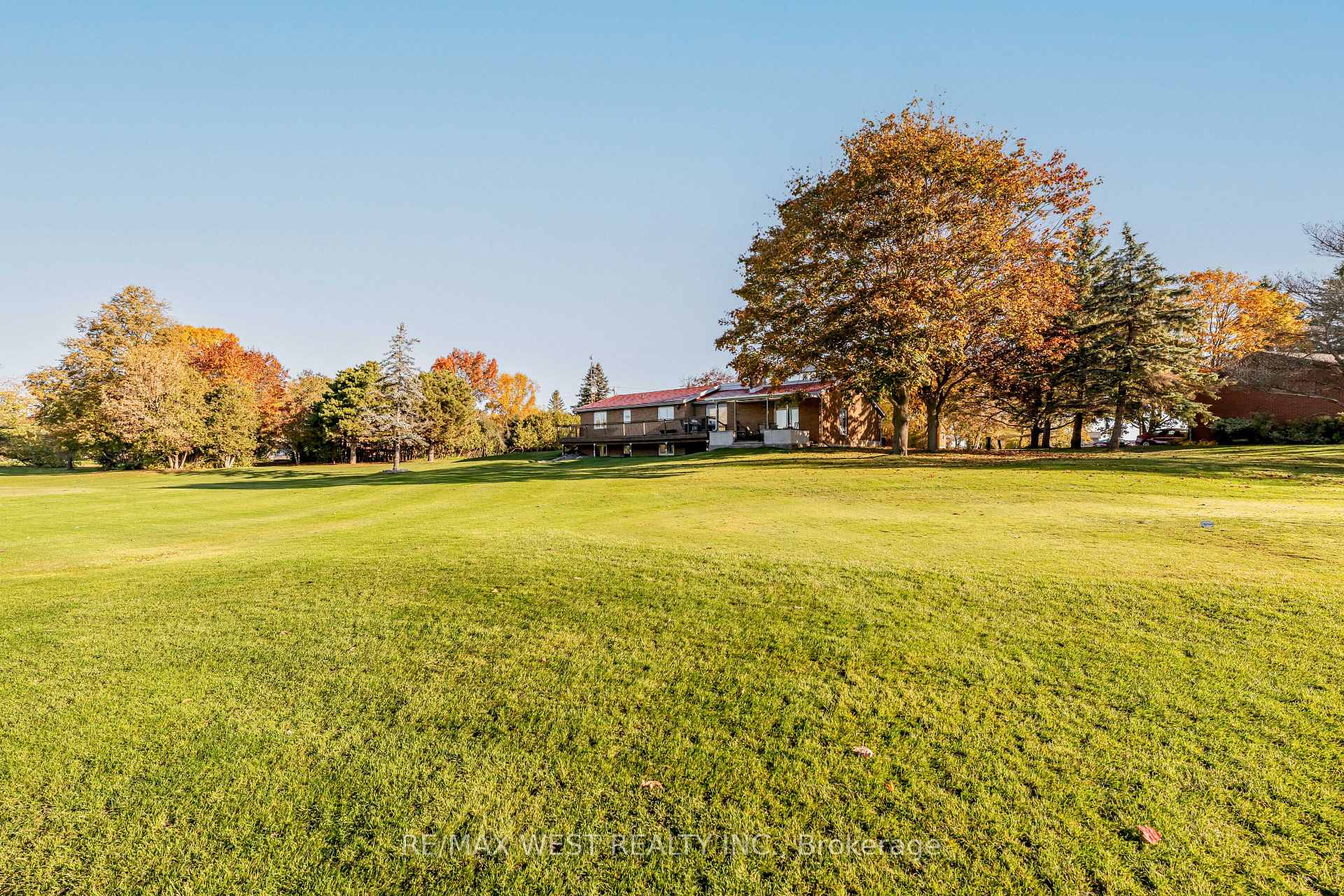 Photo 15 of 2776 Dalewood Court, Hamilton Township, Rural Hamilton — HOMEH