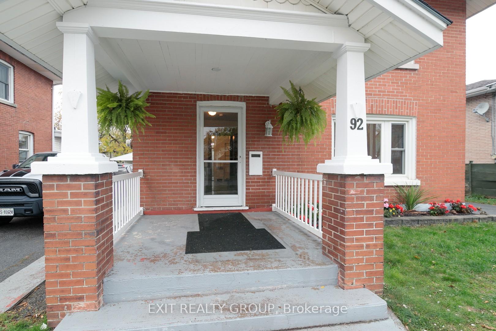 Photo 3 of 92 Byron Street, Quinte West, Trenton Ward — HOMEH