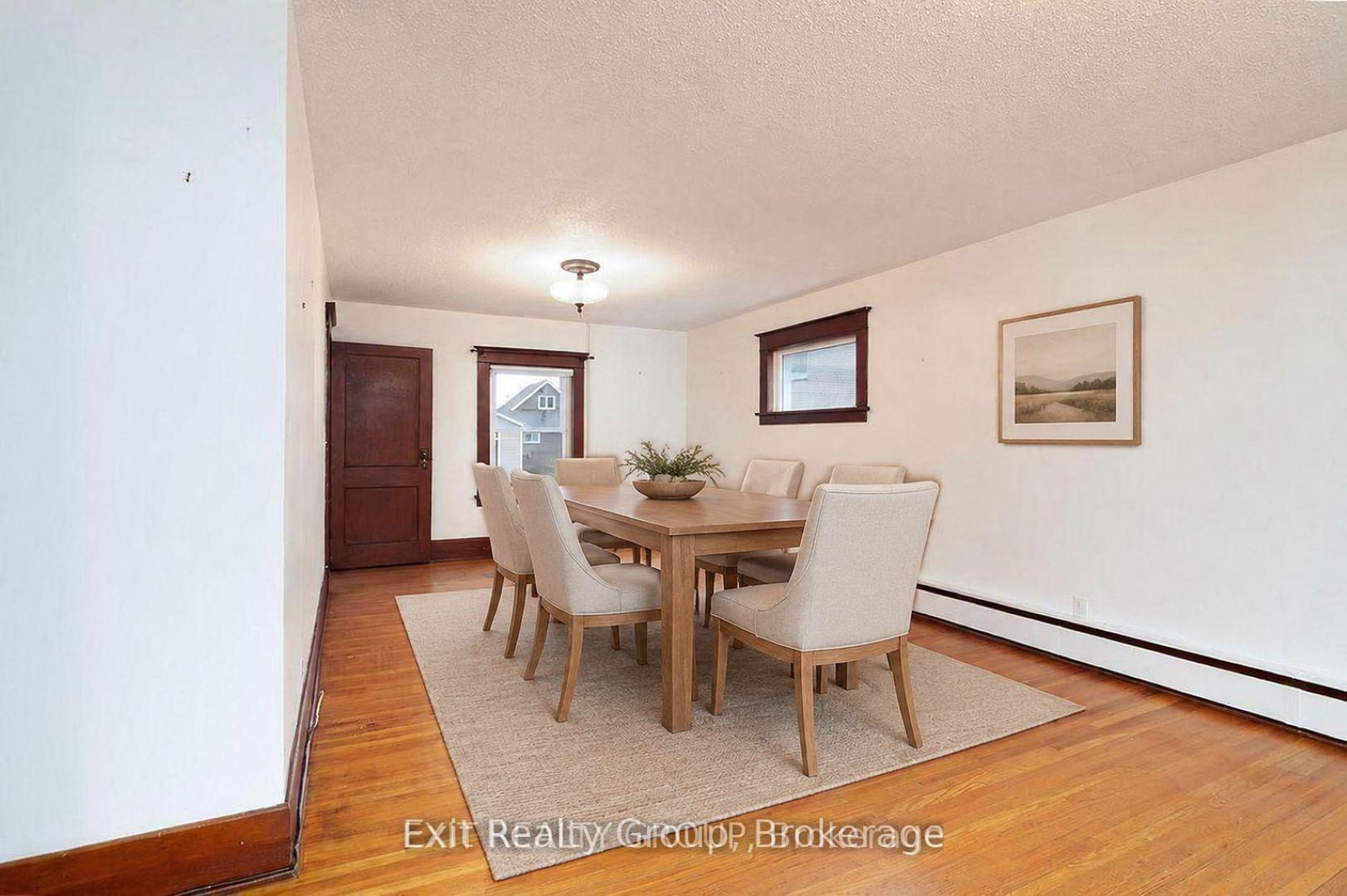 Photo 11 of 92 Byron Street, Quinte West, Trenton Ward — HOMEH
