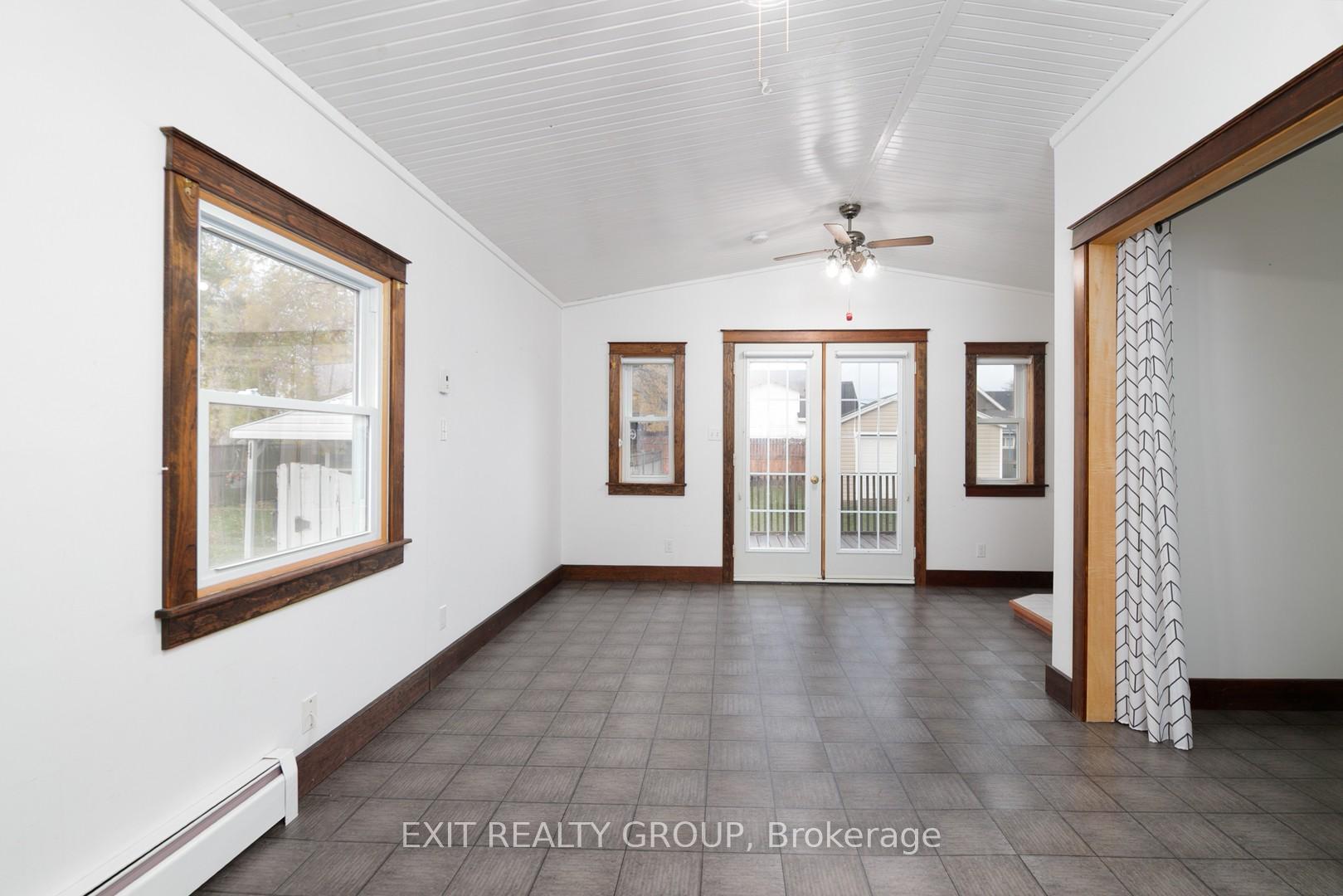 Photo 16 of 92 Byron Street, Quinte West, Trenton Ward — HOMEH