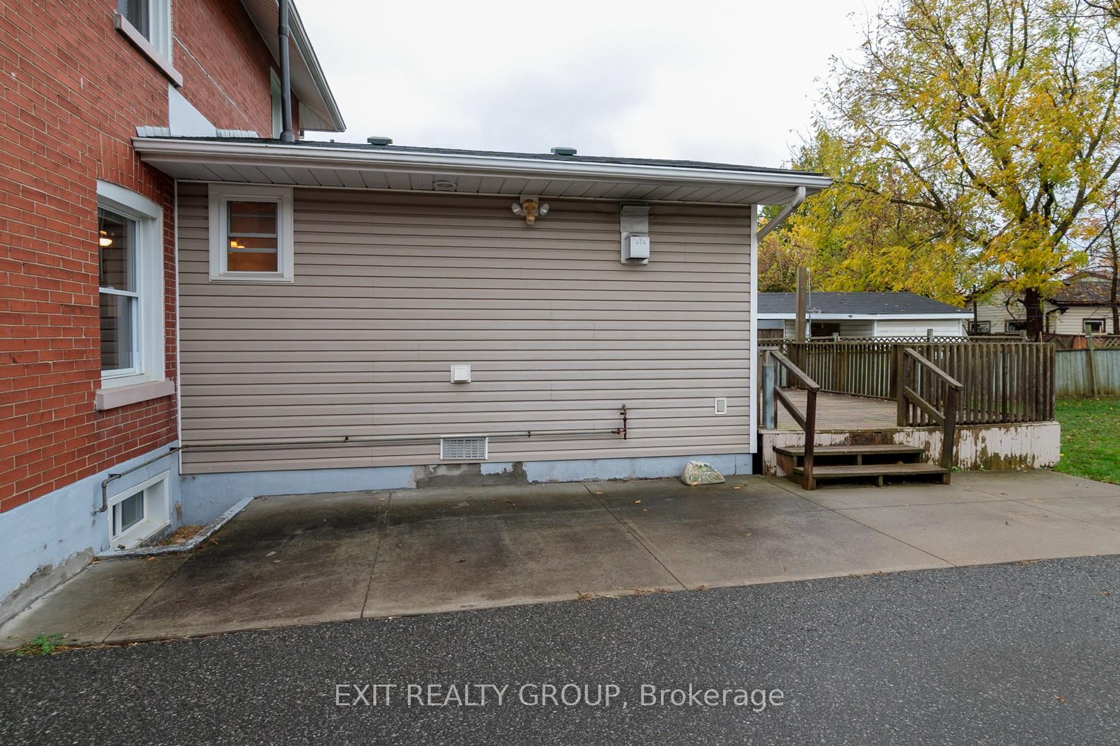 Photo 36 of 92 Byron Street, Quinte West, Trenton Ward — HOMEH