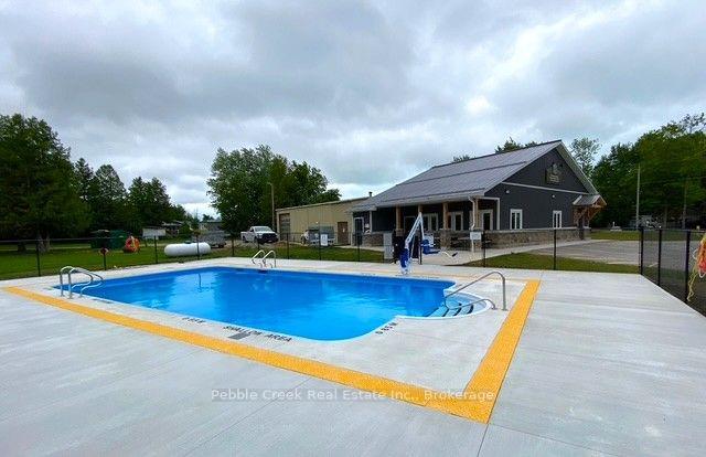 Photo 24 of 7 Sutton Drive, Ashfield-Colborne-Wawanosh, Colborne — HOMEH