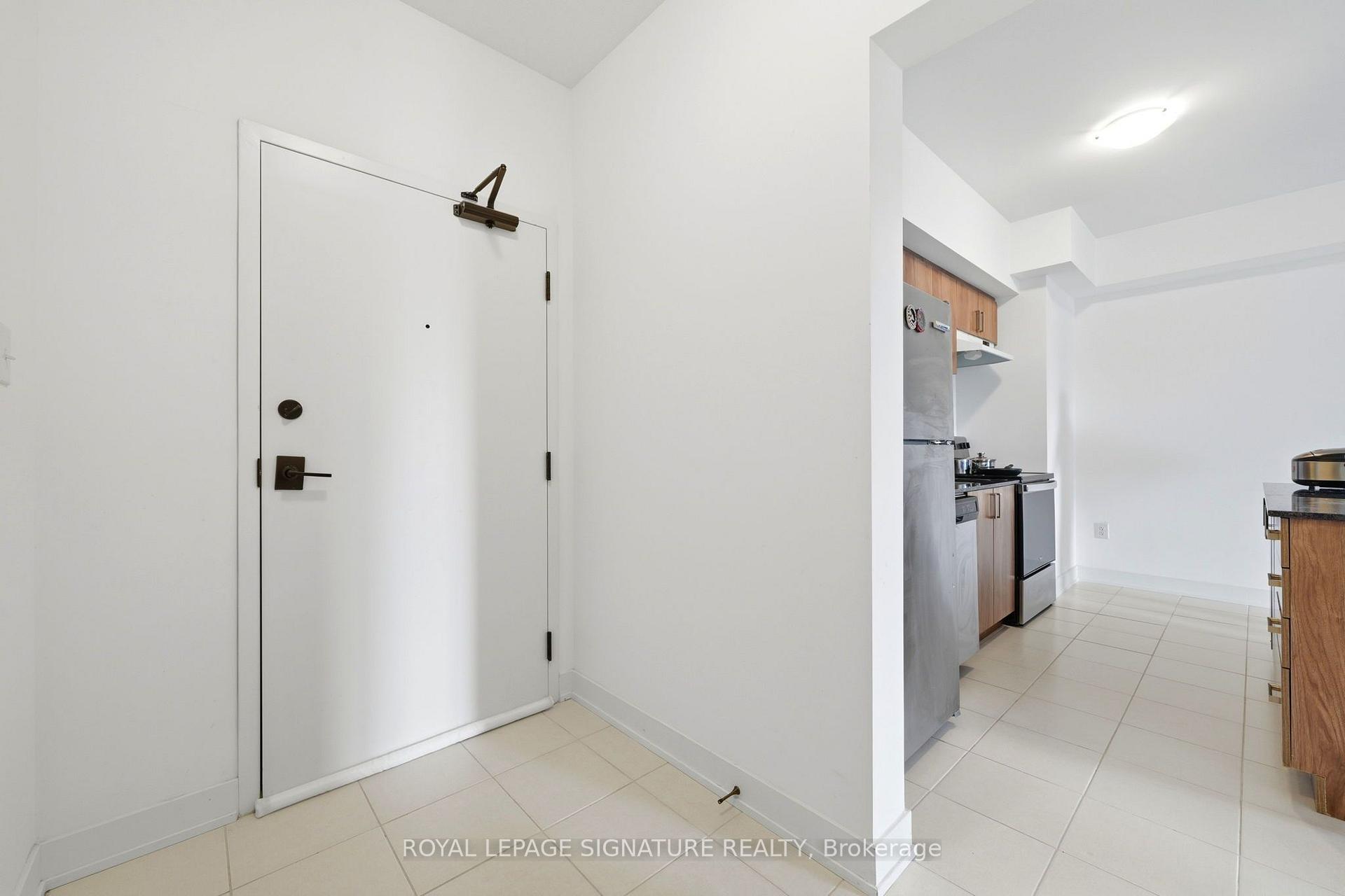 Photo 8 of Unit 504, 5 Chef Lane, Barrie, Rural Barrie Southeast — HOMEH