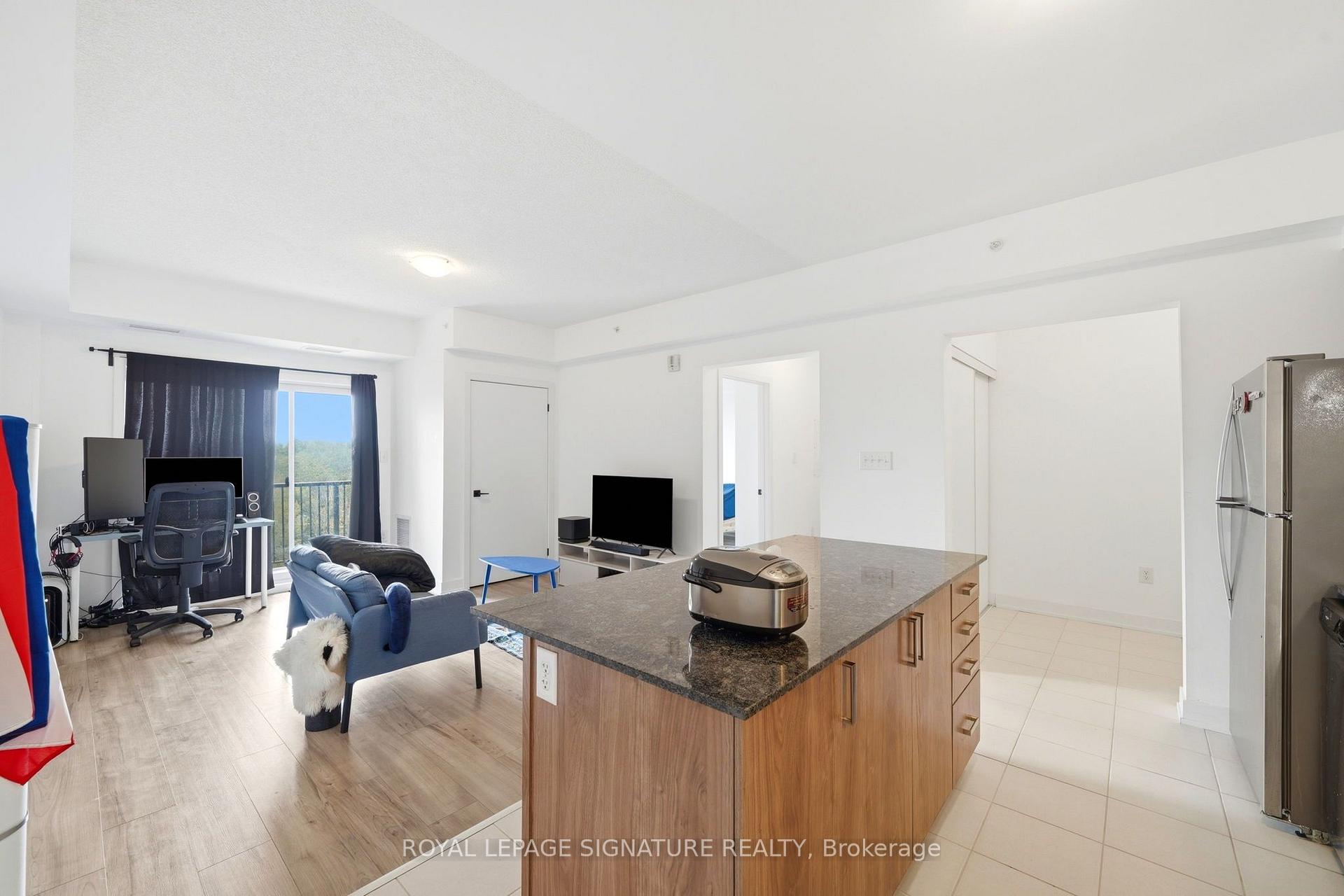 Photo 13 of Unit 504, 5 Chef Lane, Barrie, Rural Barrie Southeast — HOMEH