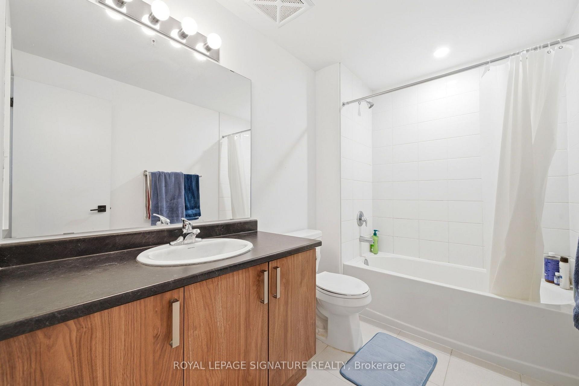 Photo 19 of Unit 504, 5 Chef Lane, Barrie, Rural Barrie Southeast — HOMEH