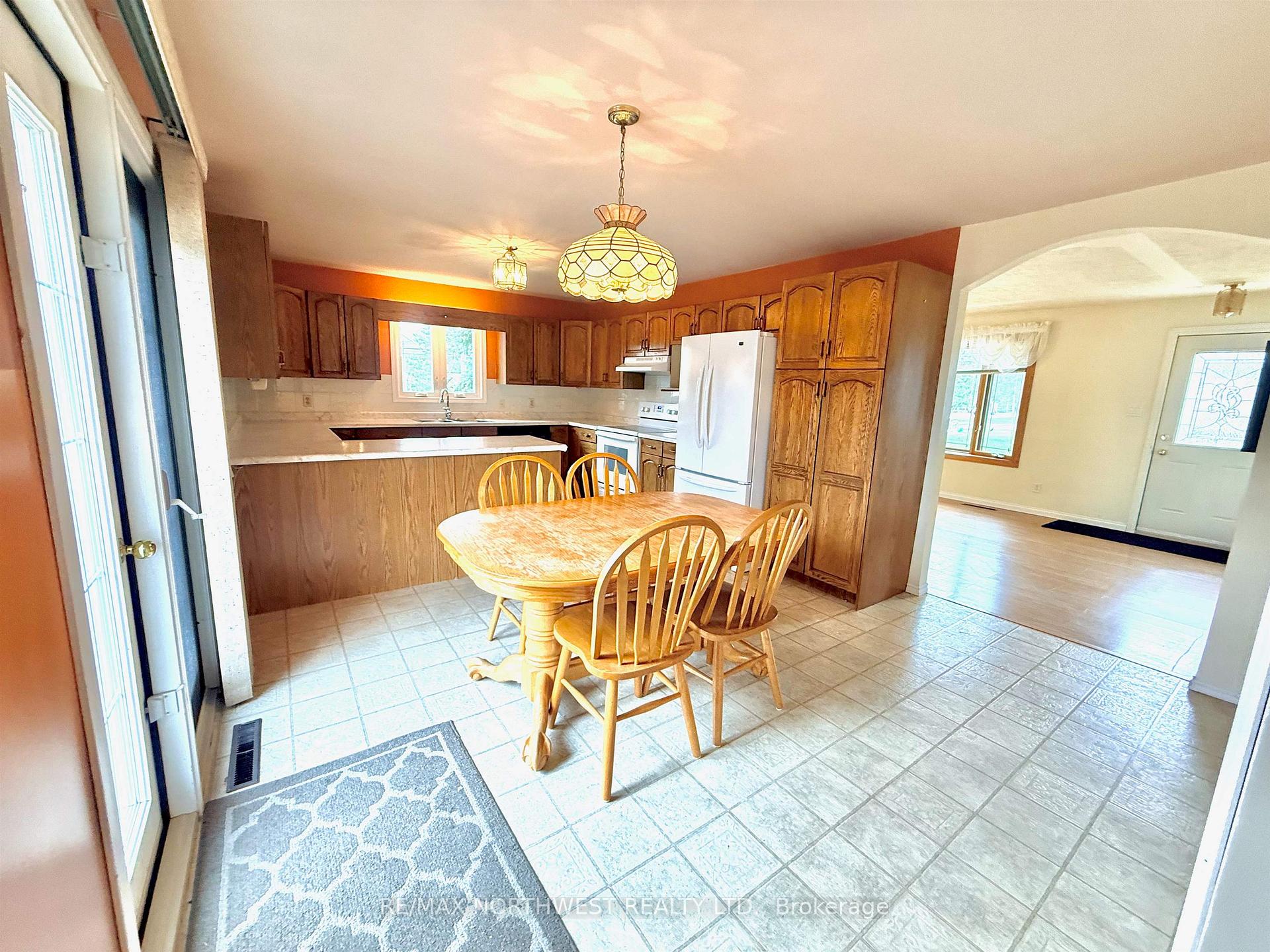 Photo 10 of 1 Kirkpatrick Avenue, Kenora, Donkirk Heights — HOMEH