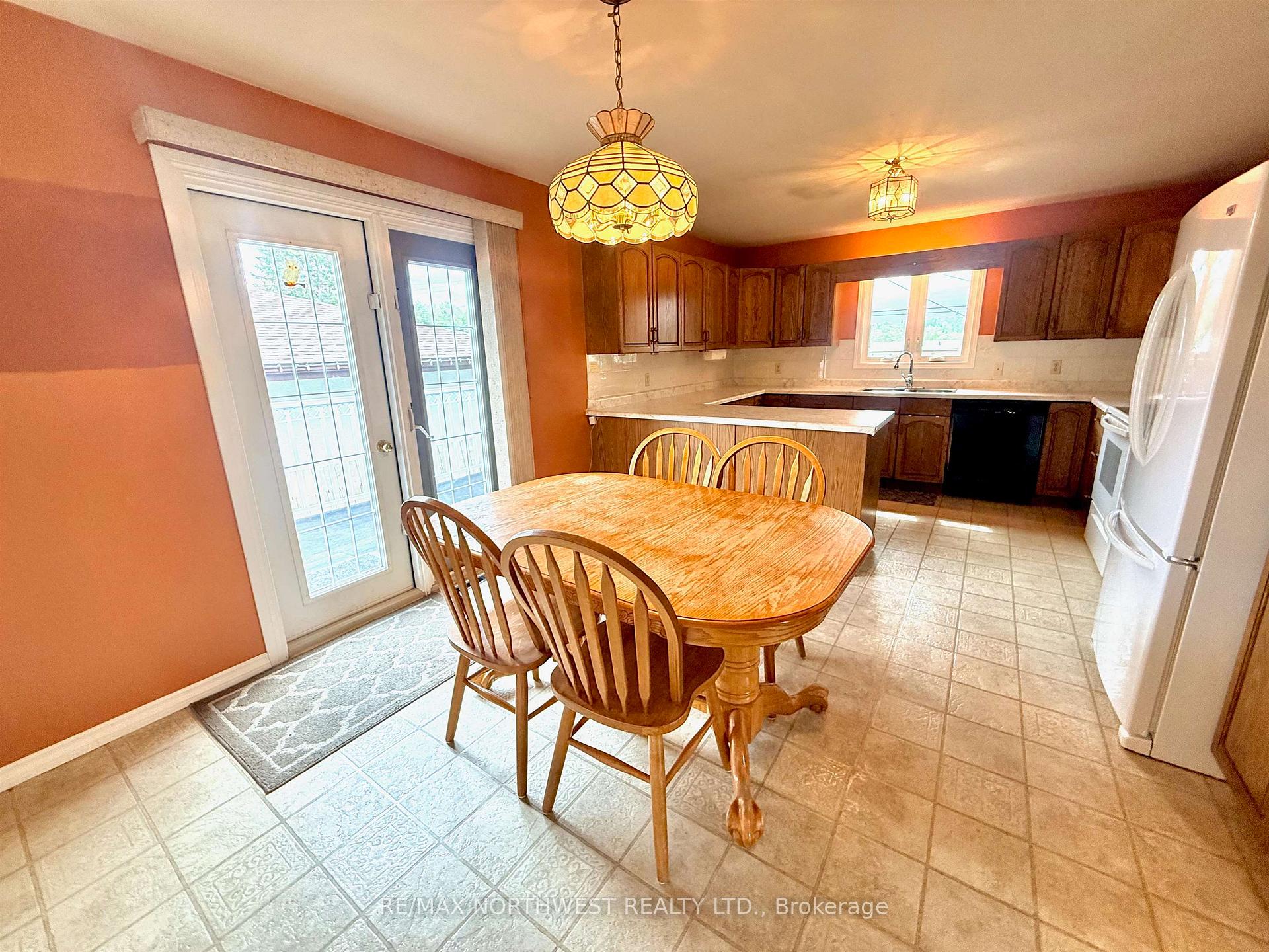 Photo 11 of 1 Kirkpatrick Avenue, Kenora, Donkirk Heights — HOMEH