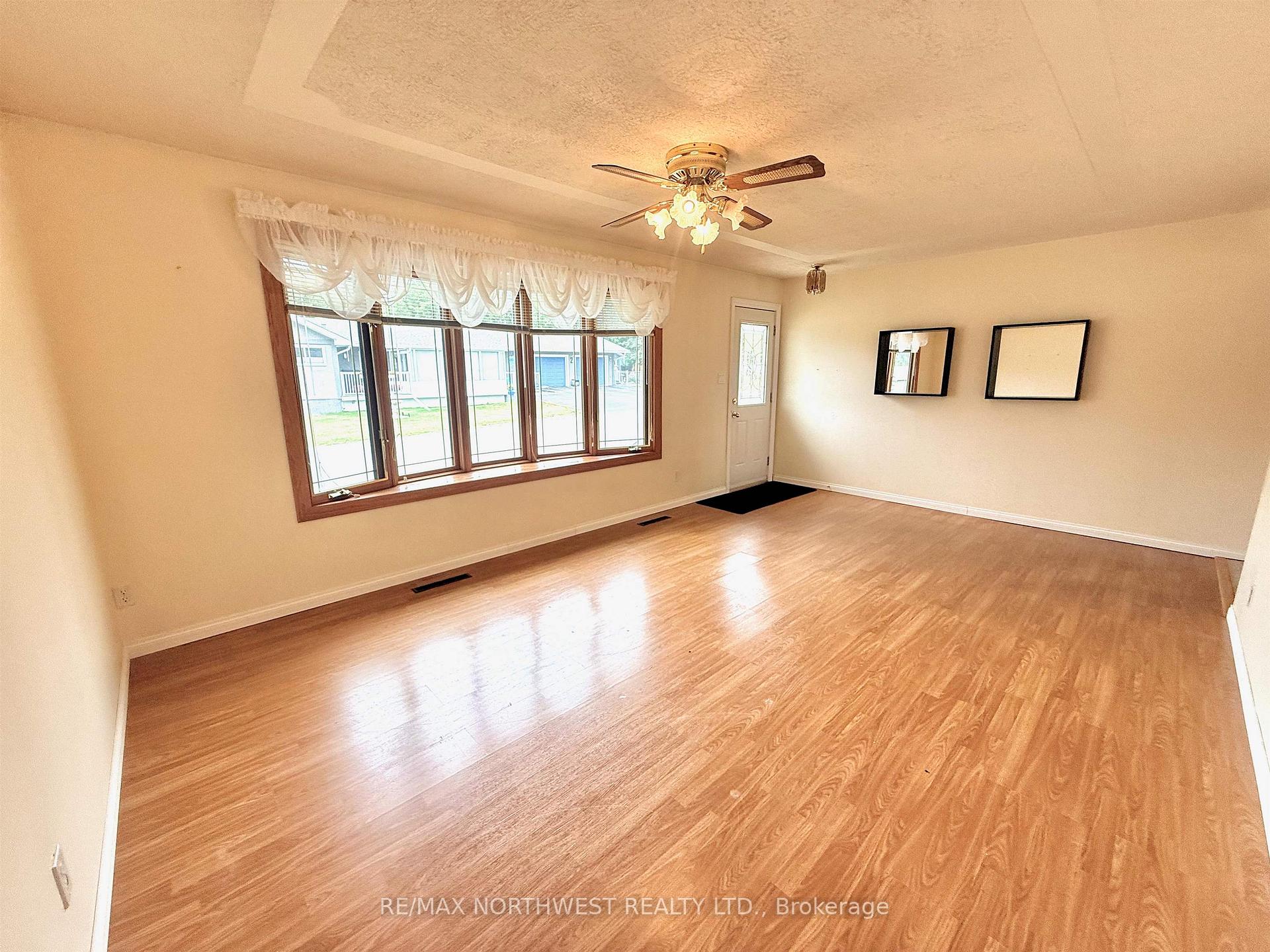 Photo 7 of 1 Kirkpatrick Avenue, Kenora, Donkirk Heights — HOMEH
