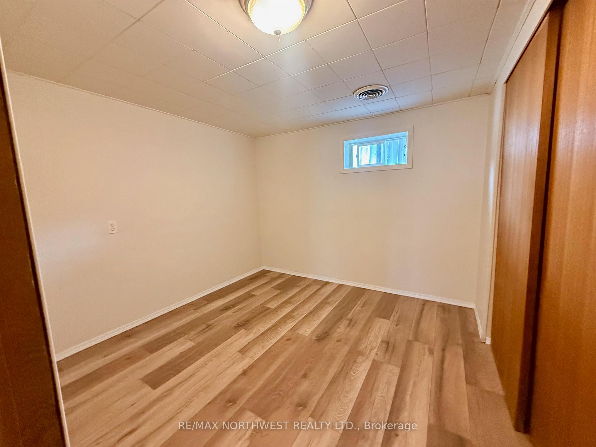 Photo 14 of 1 Kirkpatrick Avenue, Kenora, Donkirk Heights — HOMEH
